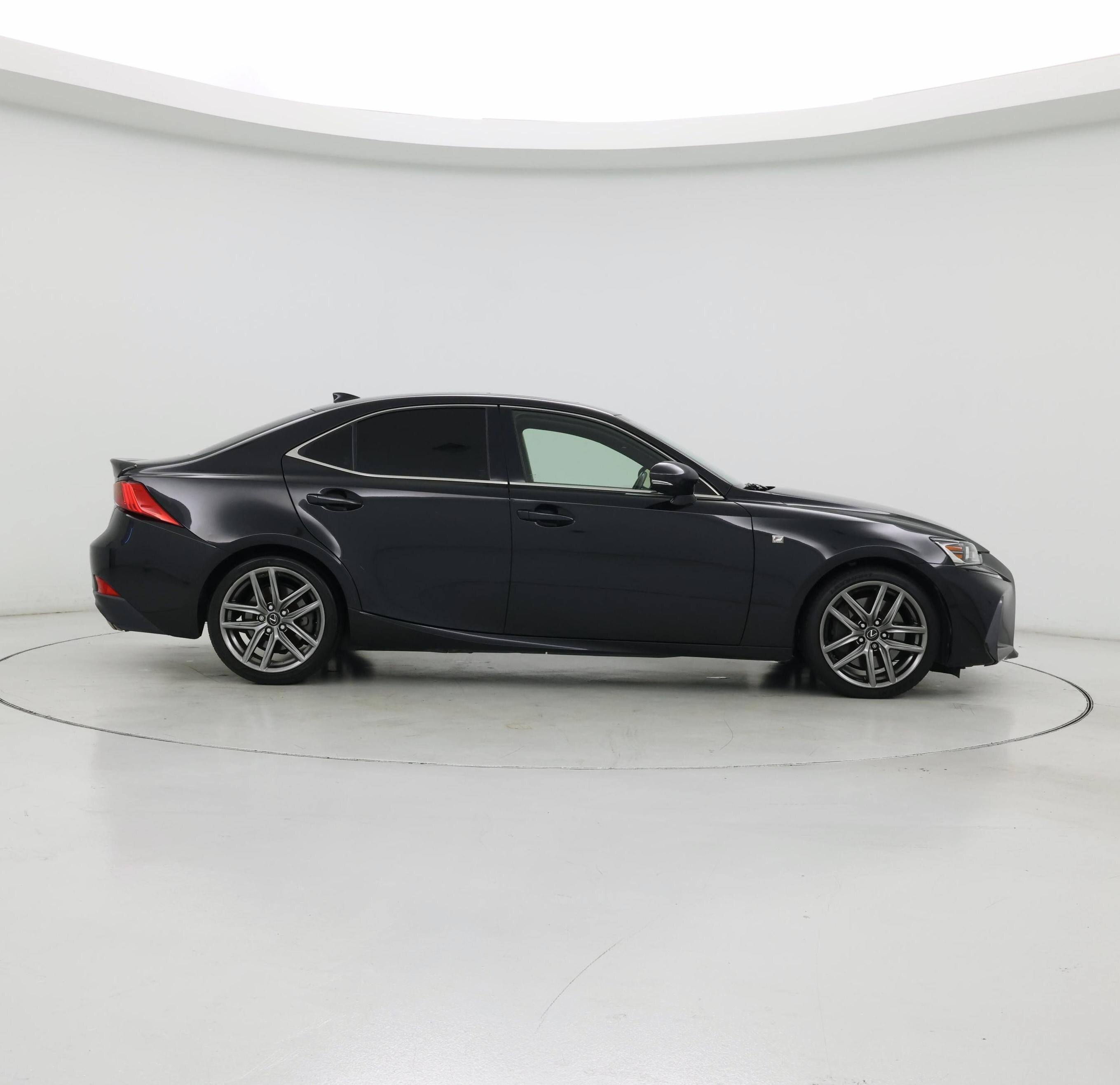 Thumbnail: 2018 Lexus IS - 7
