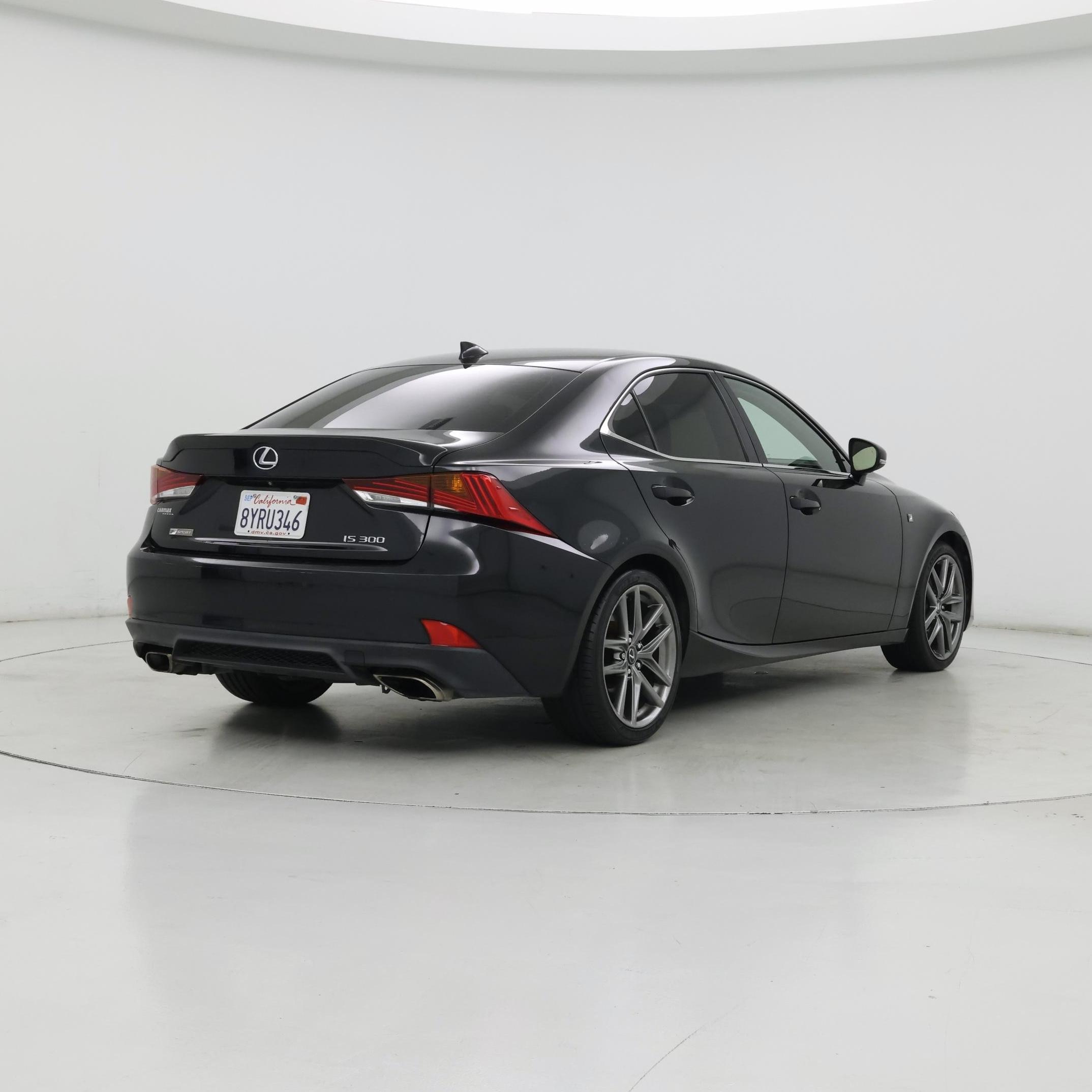 Thumbnail: 2018 Lexus IS - 8