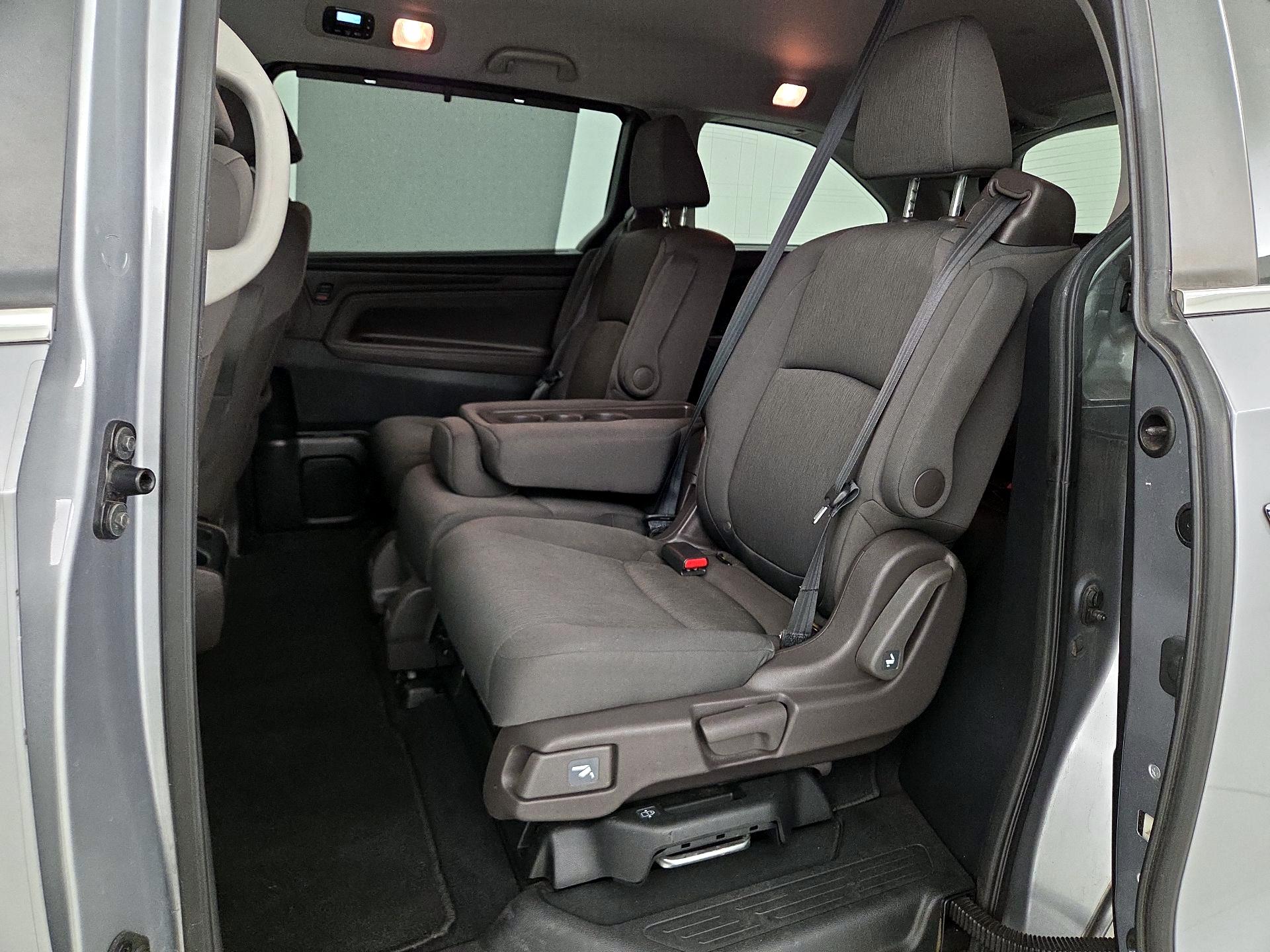 Thumbnail: 2020 Honda Odyssey - 19