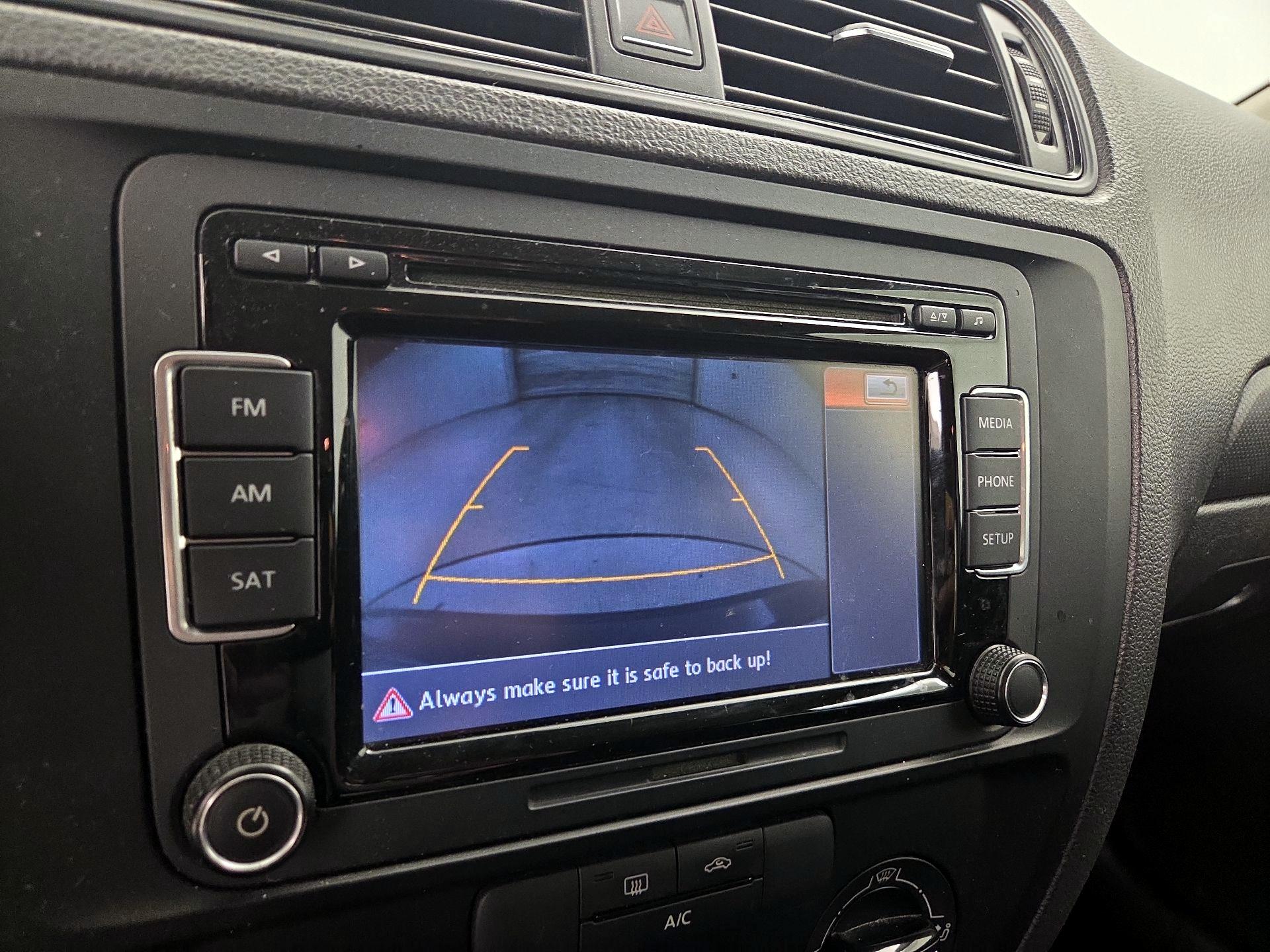 Thumbnail: 2015 Volkswagen Jetta - 14