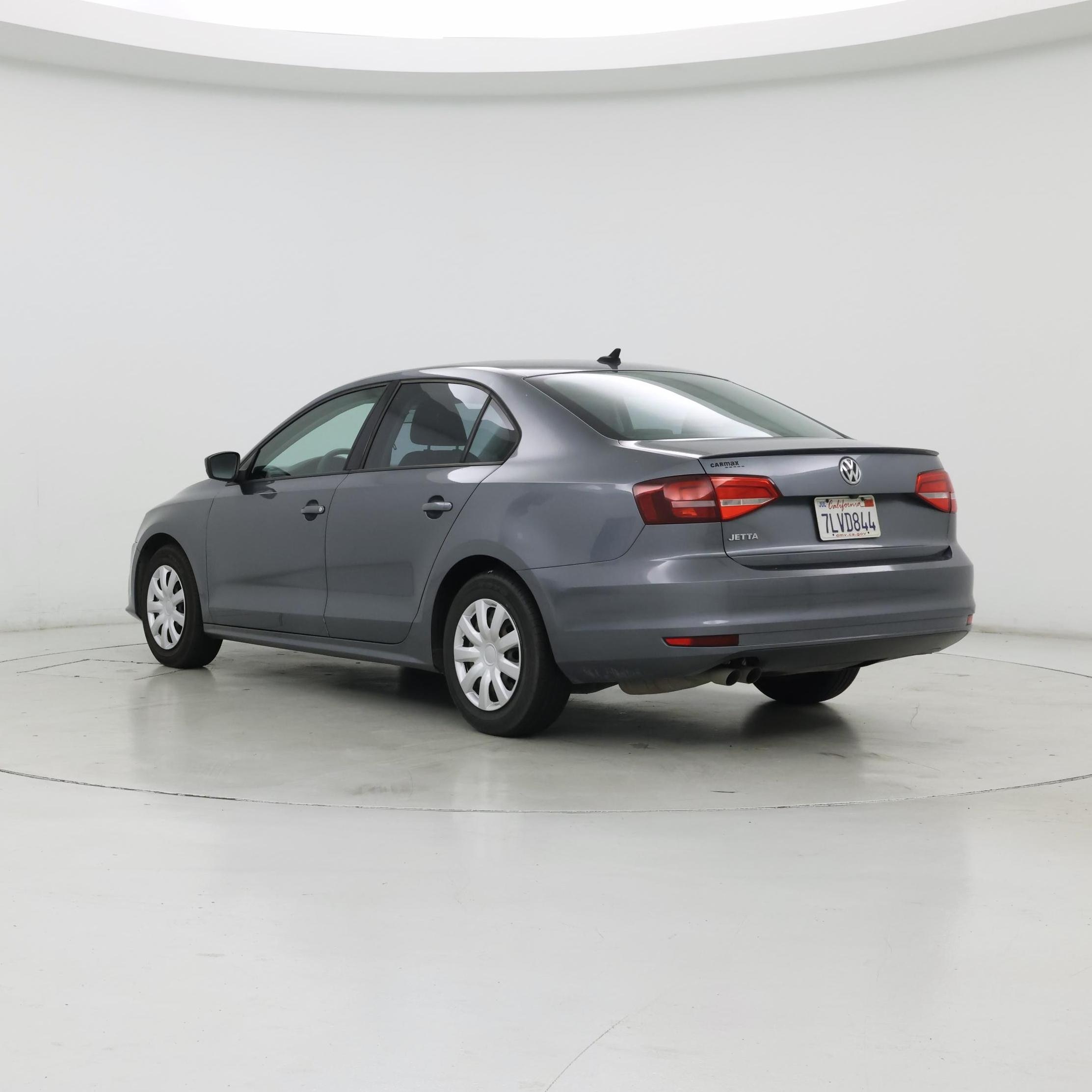 Thumbnail: 2015 Volkswagen Jetta - 2
