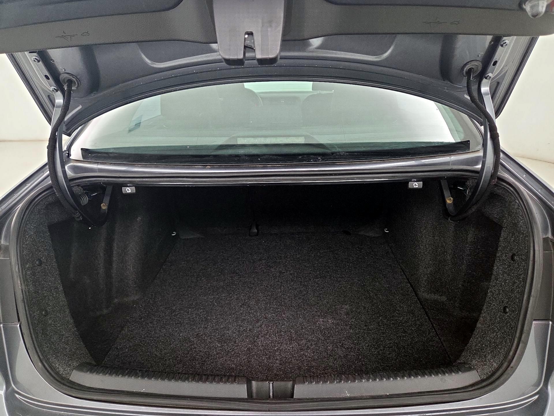 Thumbnail: 2015 Volkswagen Jetta - 20