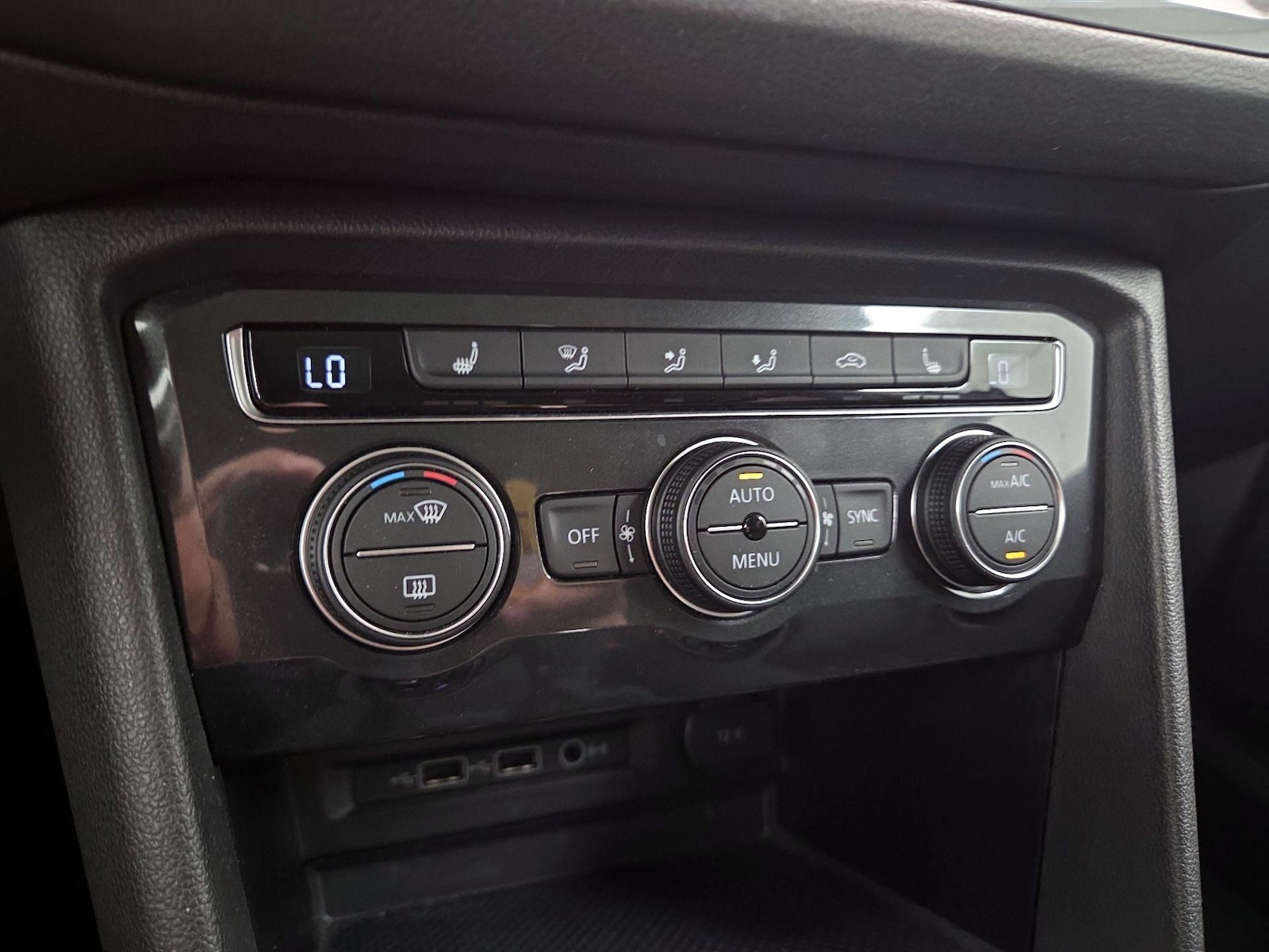 2019 Volkswagen Tiguan SEL - Photo 18