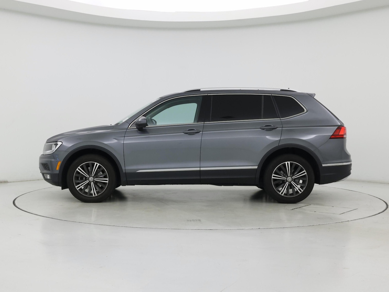 2019 Volkswagen Tiguan SEL - Photo 4
