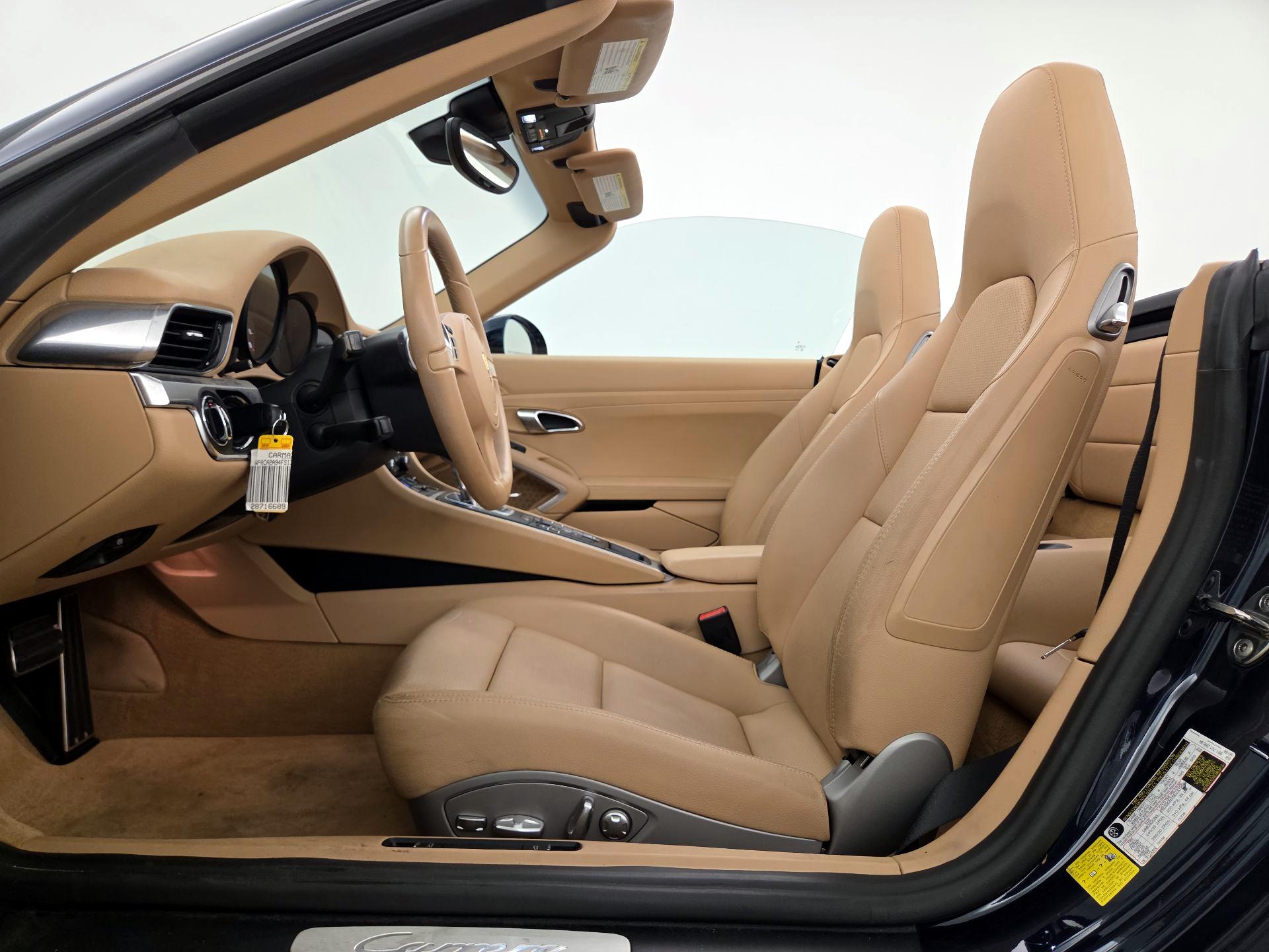 Thumbnail: 2015 Porsche 911 - 11