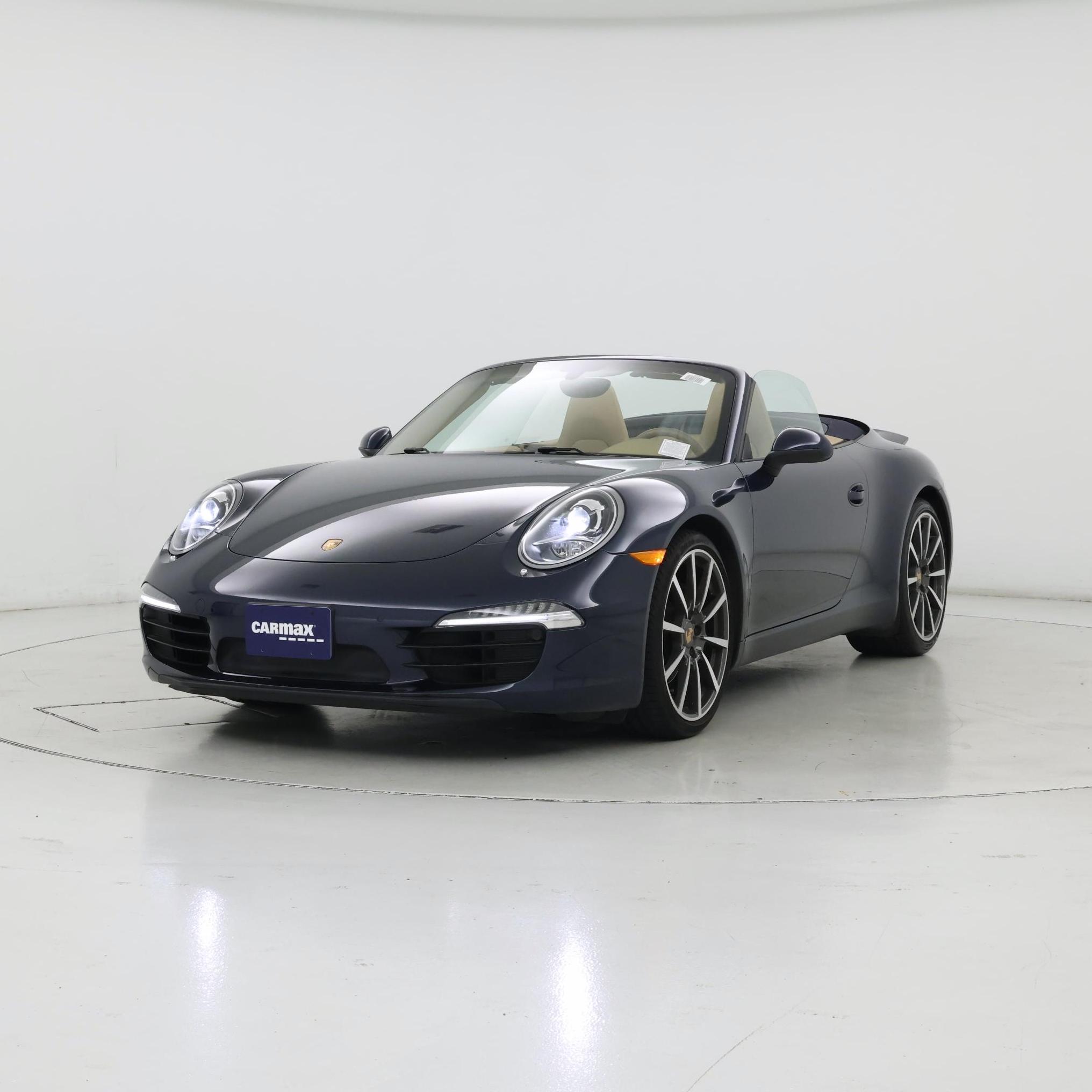 Thumbnail: 2015 Porsche 911 - 4