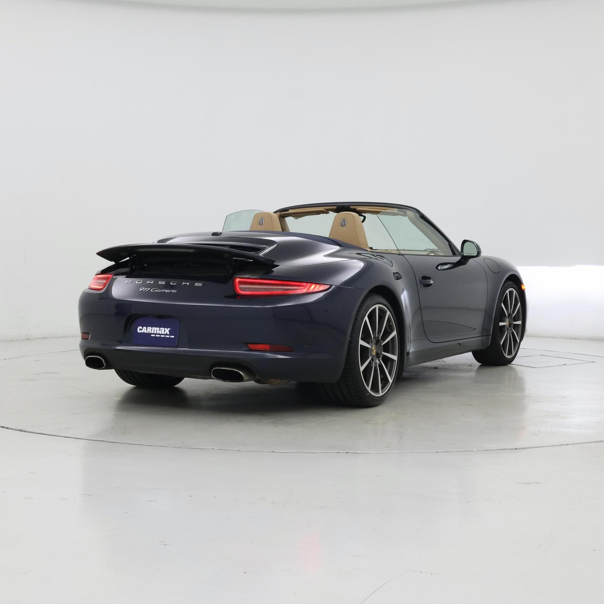 Thumbnail: 2015 Porsche 911 - 8