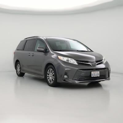 2018 Toyota Sienna XLE