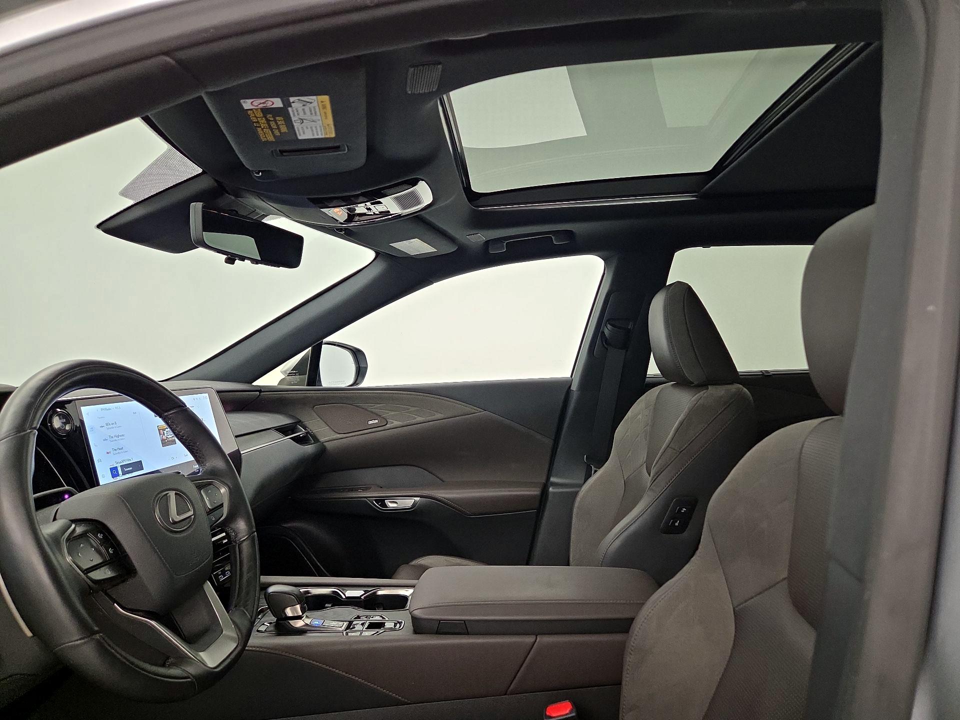 Thumbnail: 2024 Lexus RX - 19