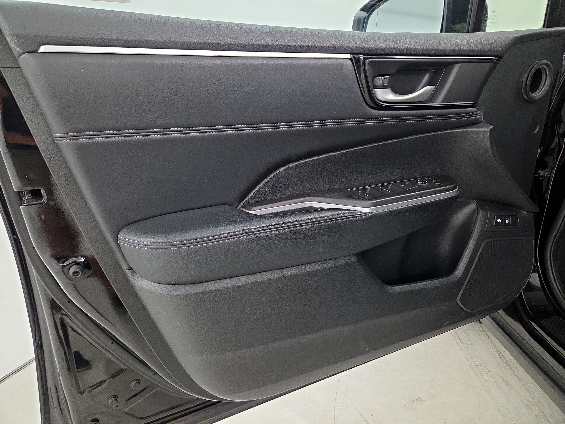 Thumbnail: 2018 Honda Clarity - 12