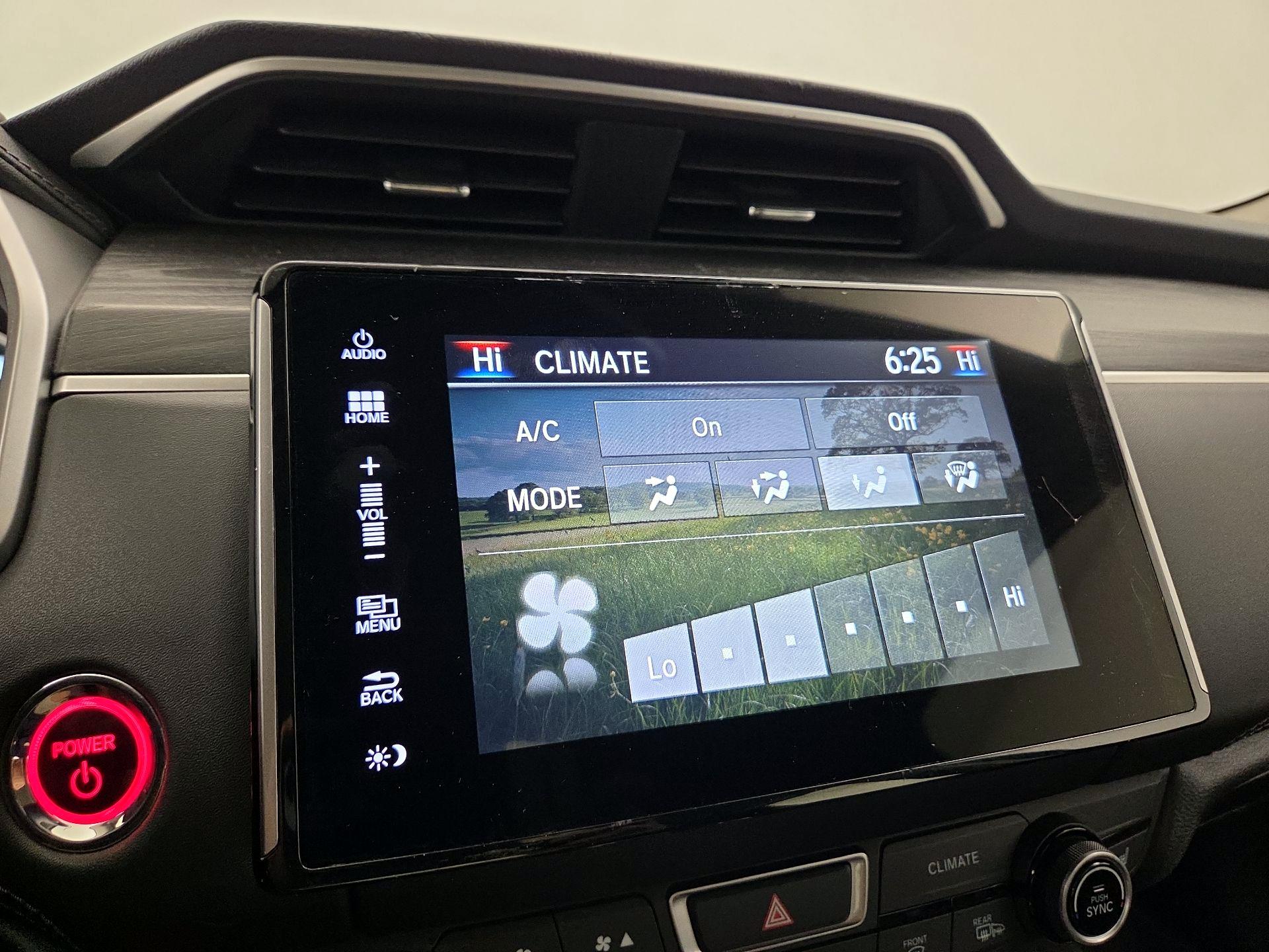 Thumbnail: 2018 Honda Clarity - 16