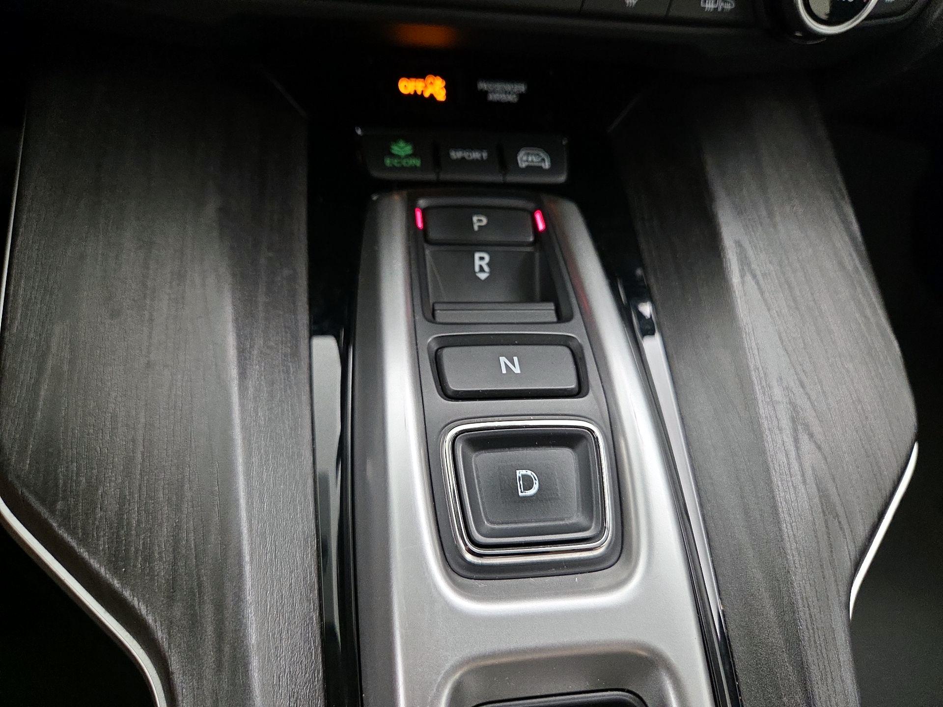 Thumbnail: 2018 Honda Clarity - 17