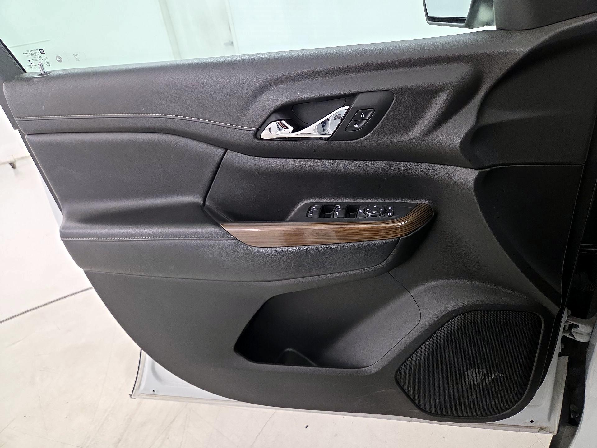 Thumbnail: 2019 GMC Acadia - 12