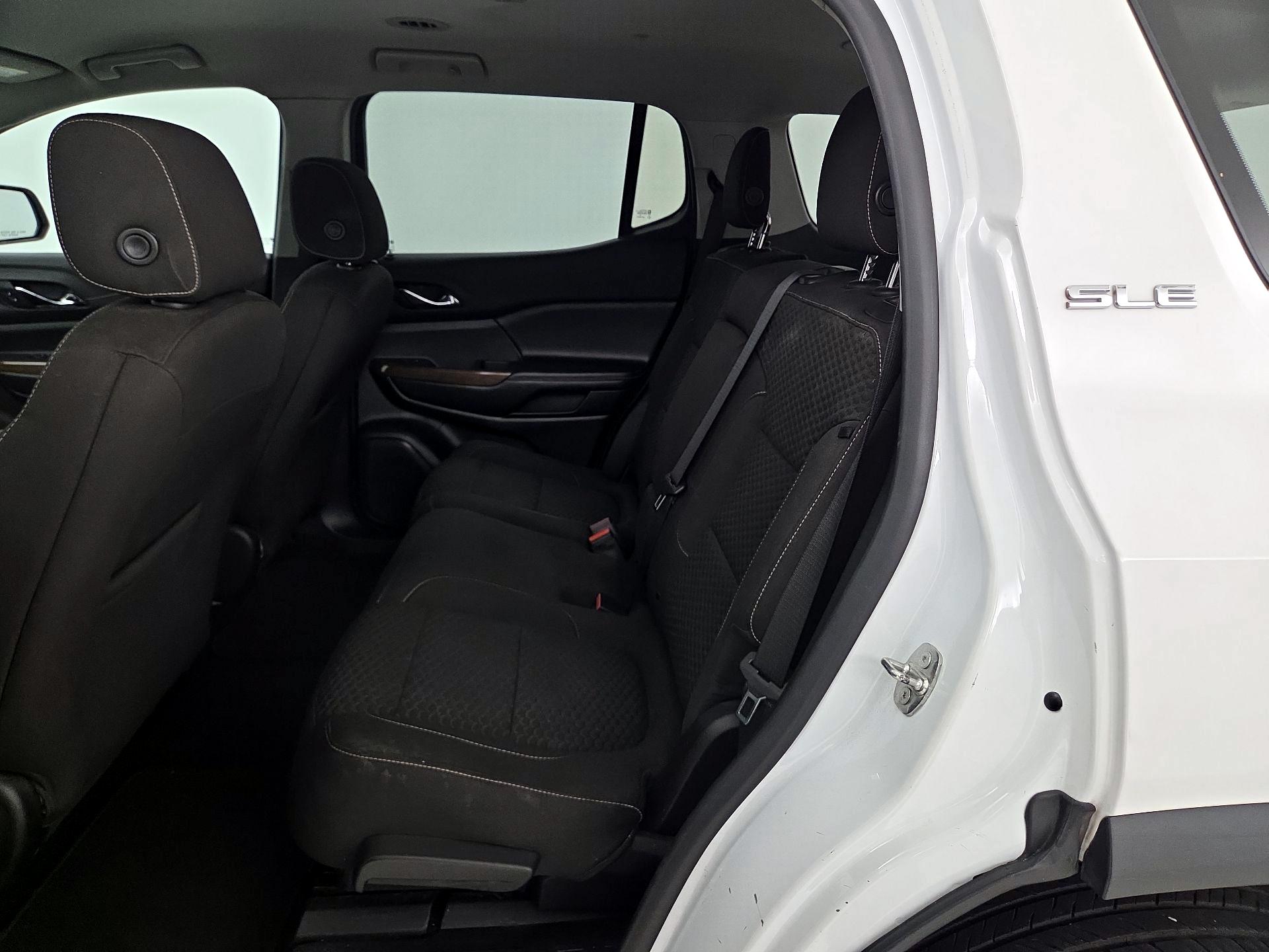 Thumbnail: 2019 GMC Acadia - 19