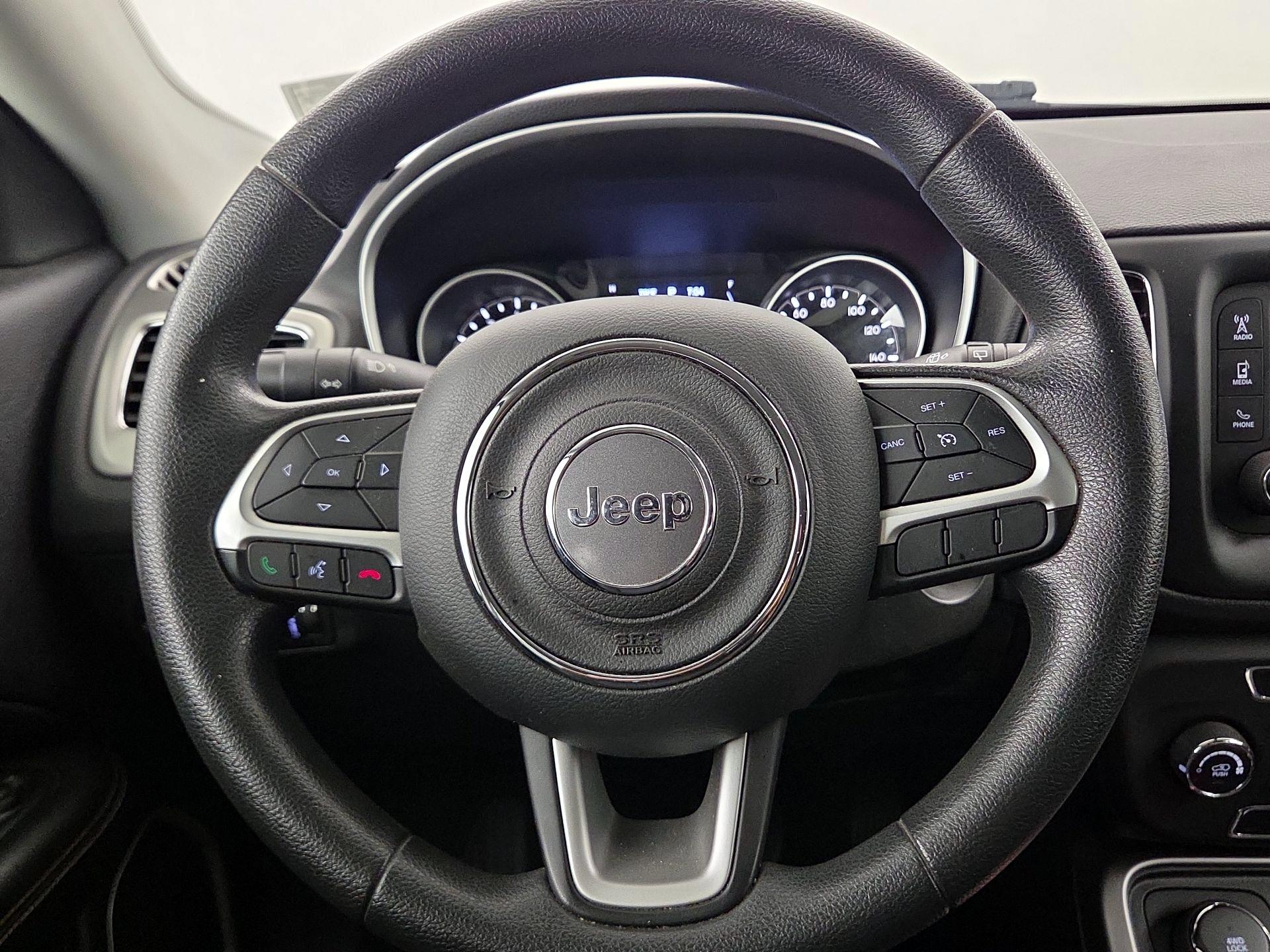 Thumbnail: 2018 Jeep Compass - 10