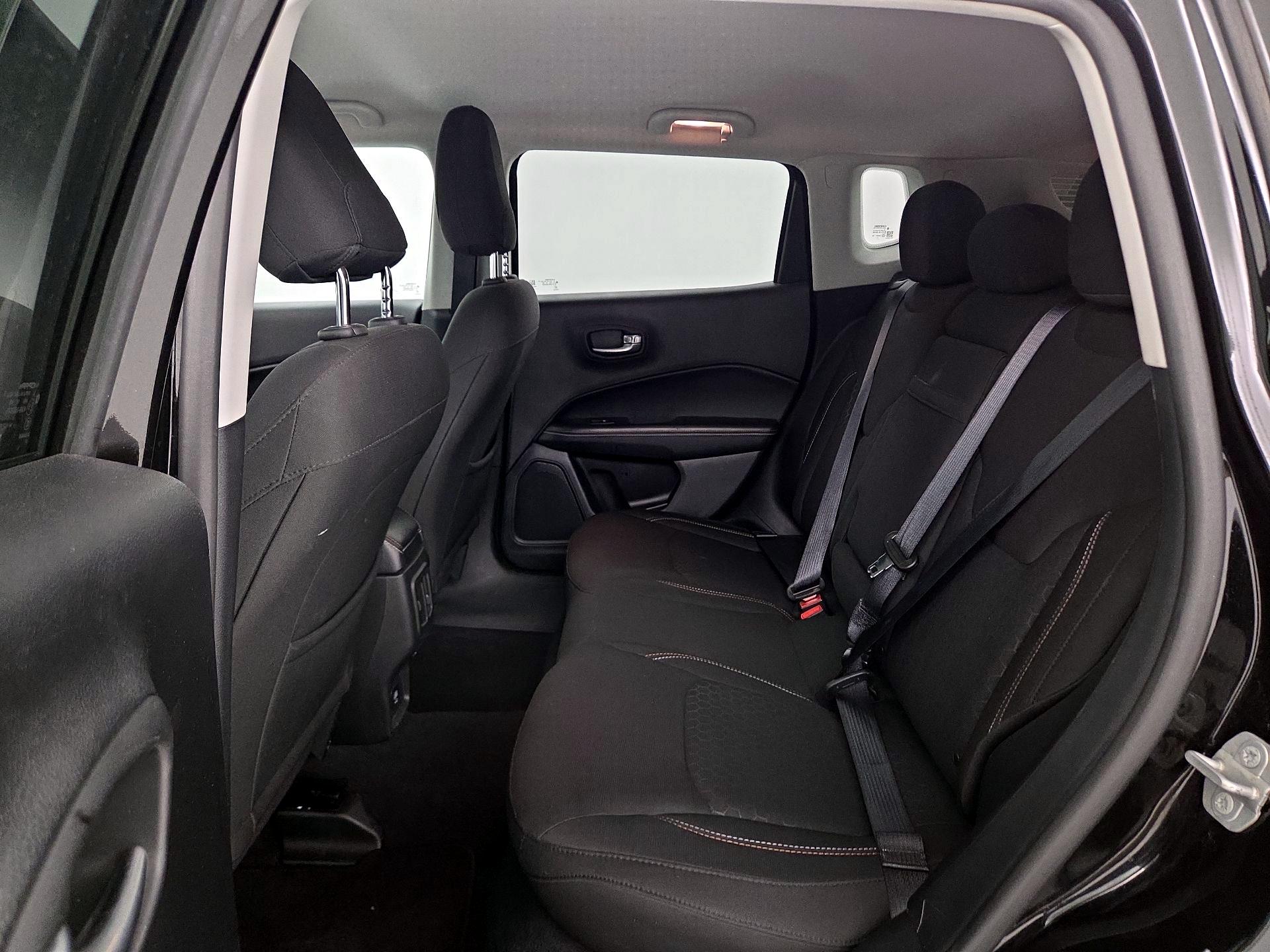 Thumbnail: 2018 Jeep Compass - 19