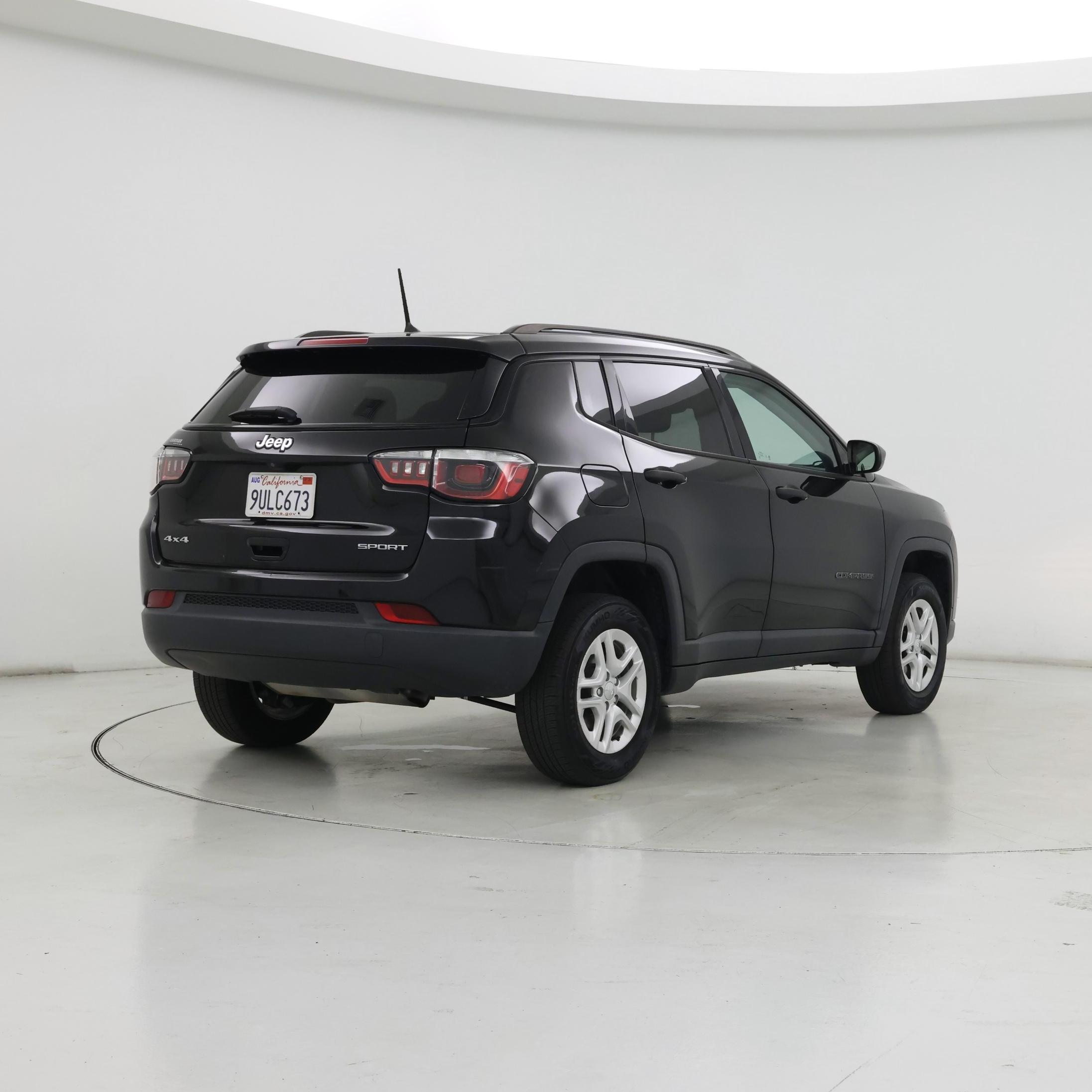 Thumbnail: 2018 Jeep Compass - 8