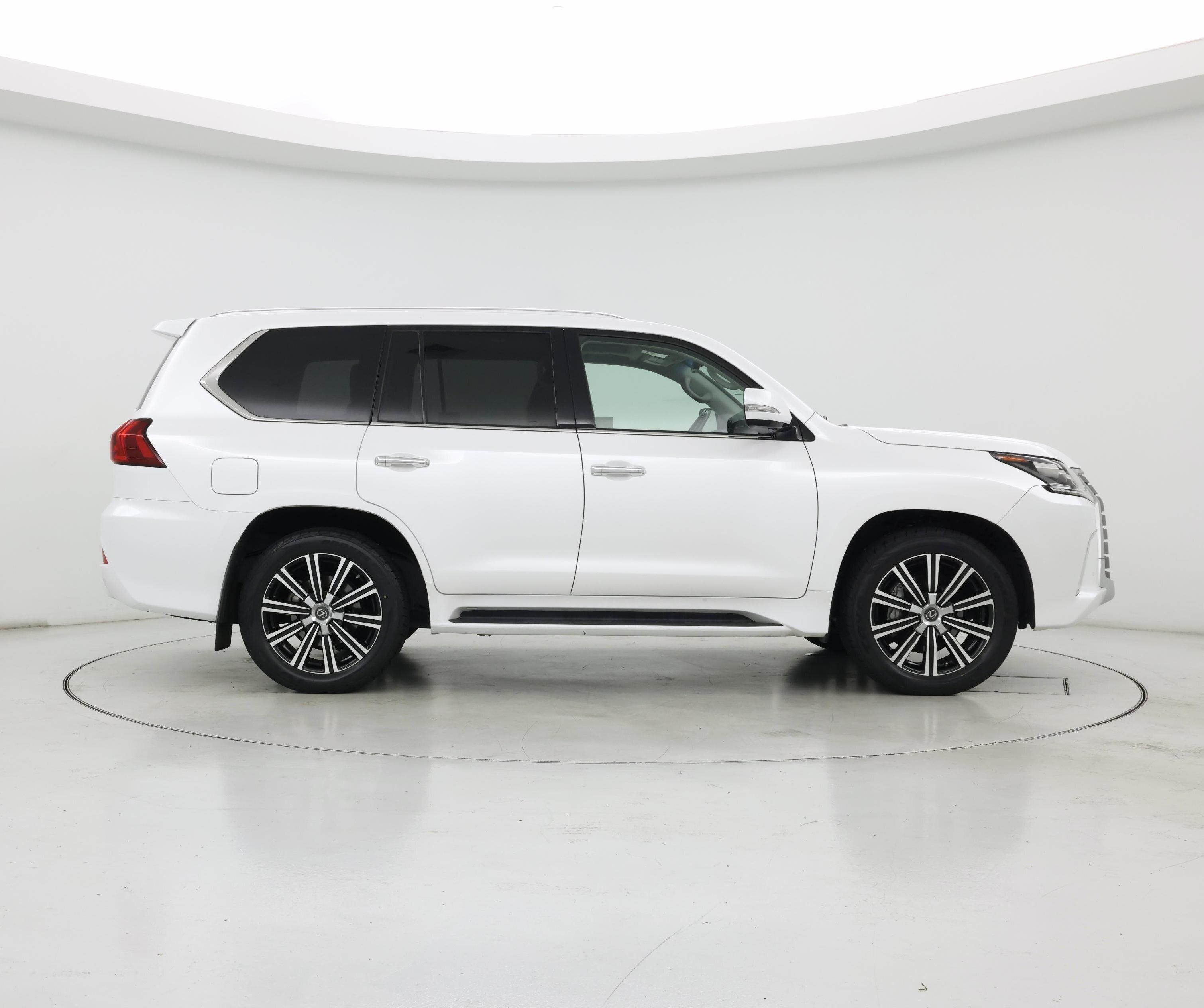 Thumbnail: 2021 Lexus LX - 7
