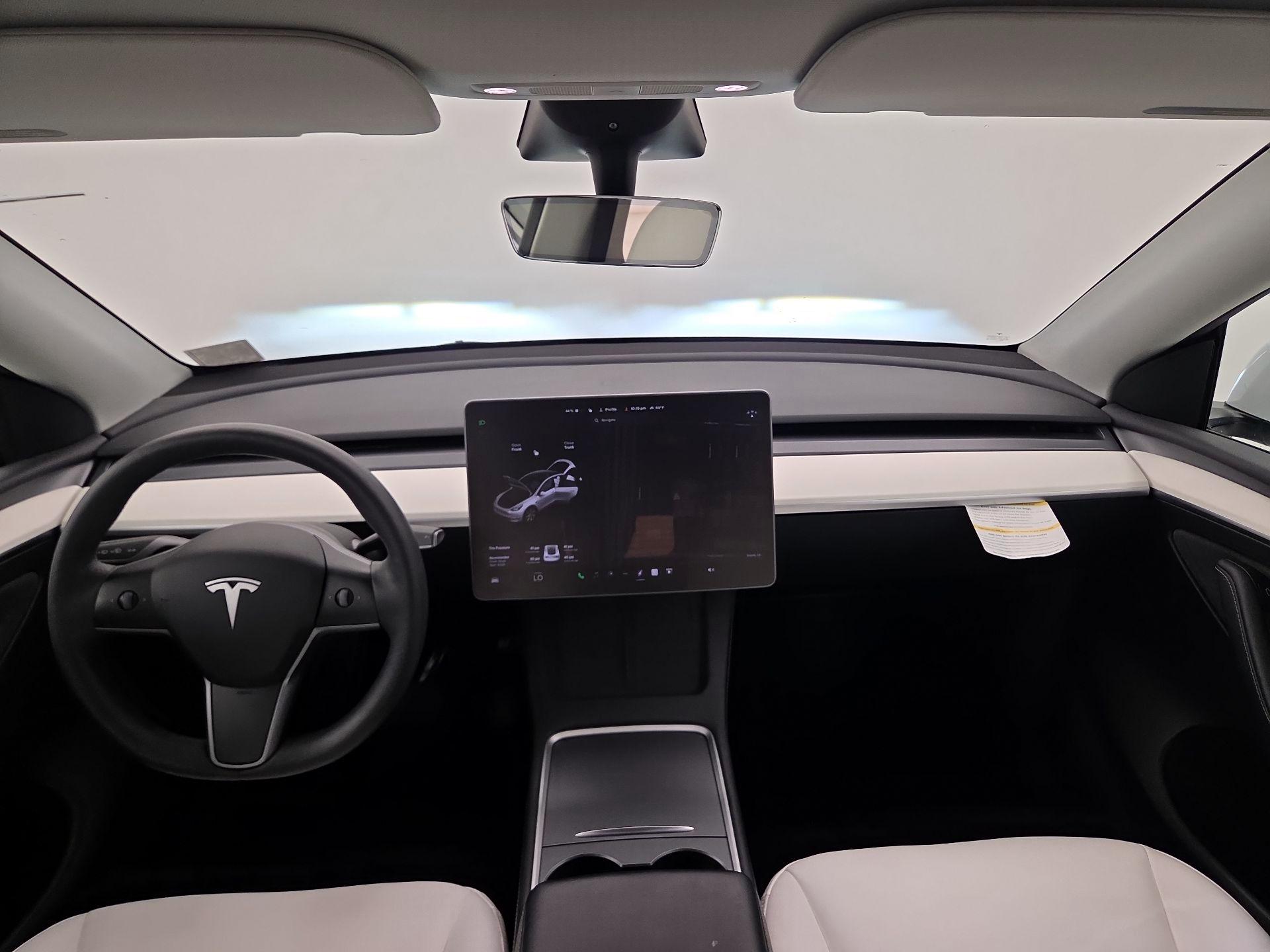 Thumbnail: 2023 Tesla Model Y - 9