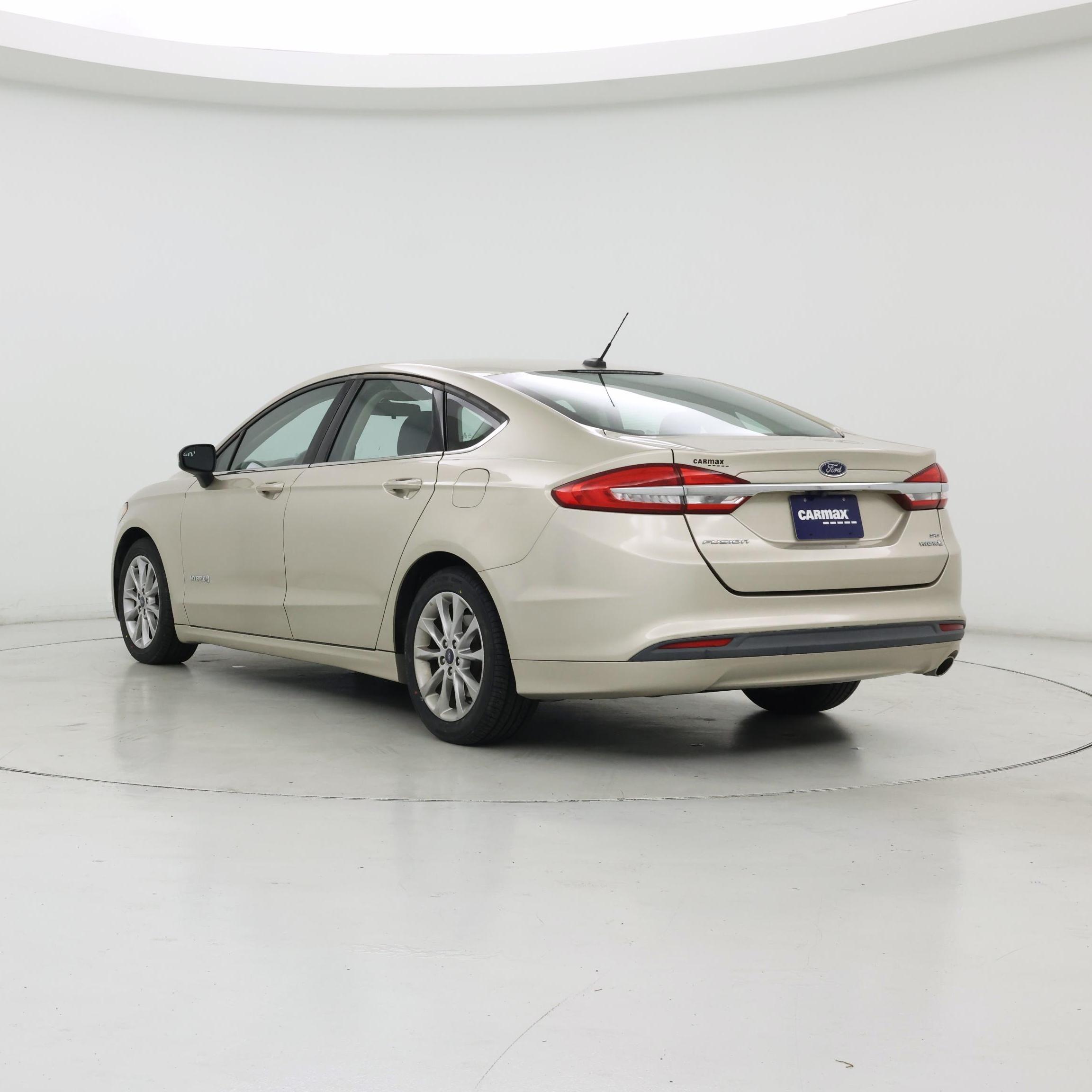 Thumbnail: 2017 Ford Fusion - 2