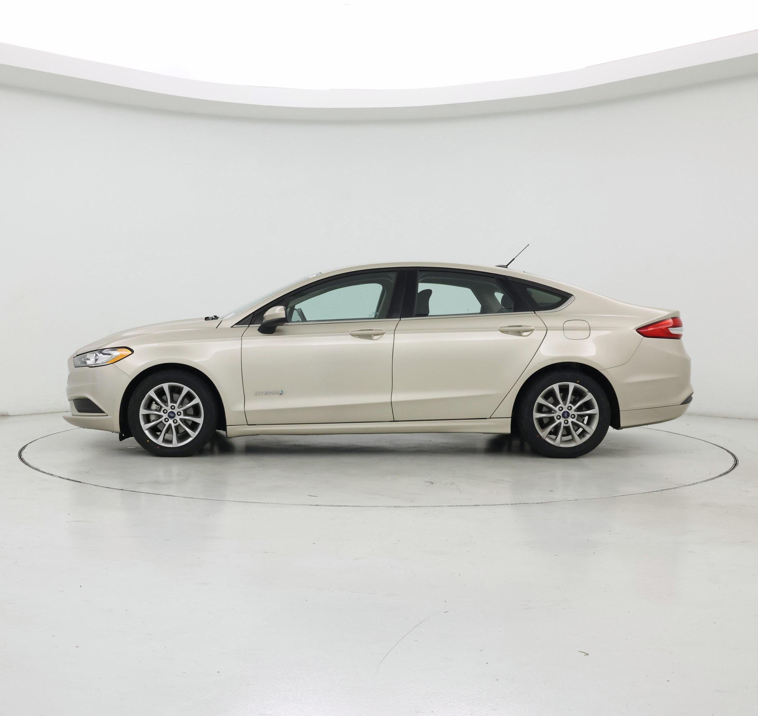 Thumbnail: 2017 Ford Fusion - 3