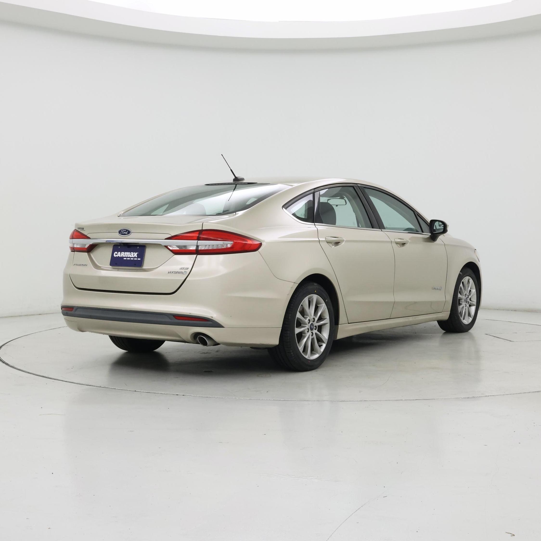 Thumbnail: 2017 Ford Fusion - 8