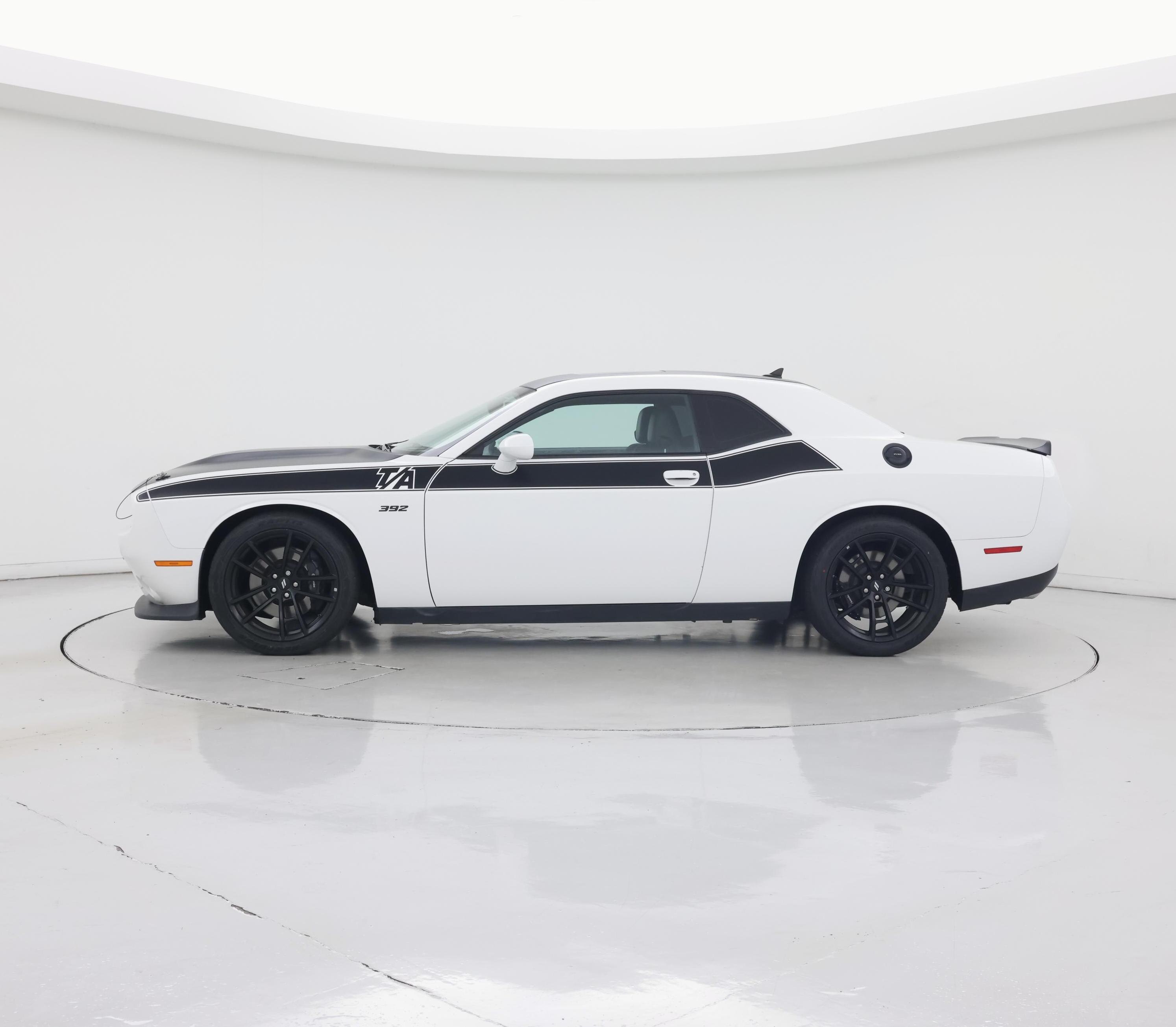 Thumbnail: 2021 Dodge Challenger - 3