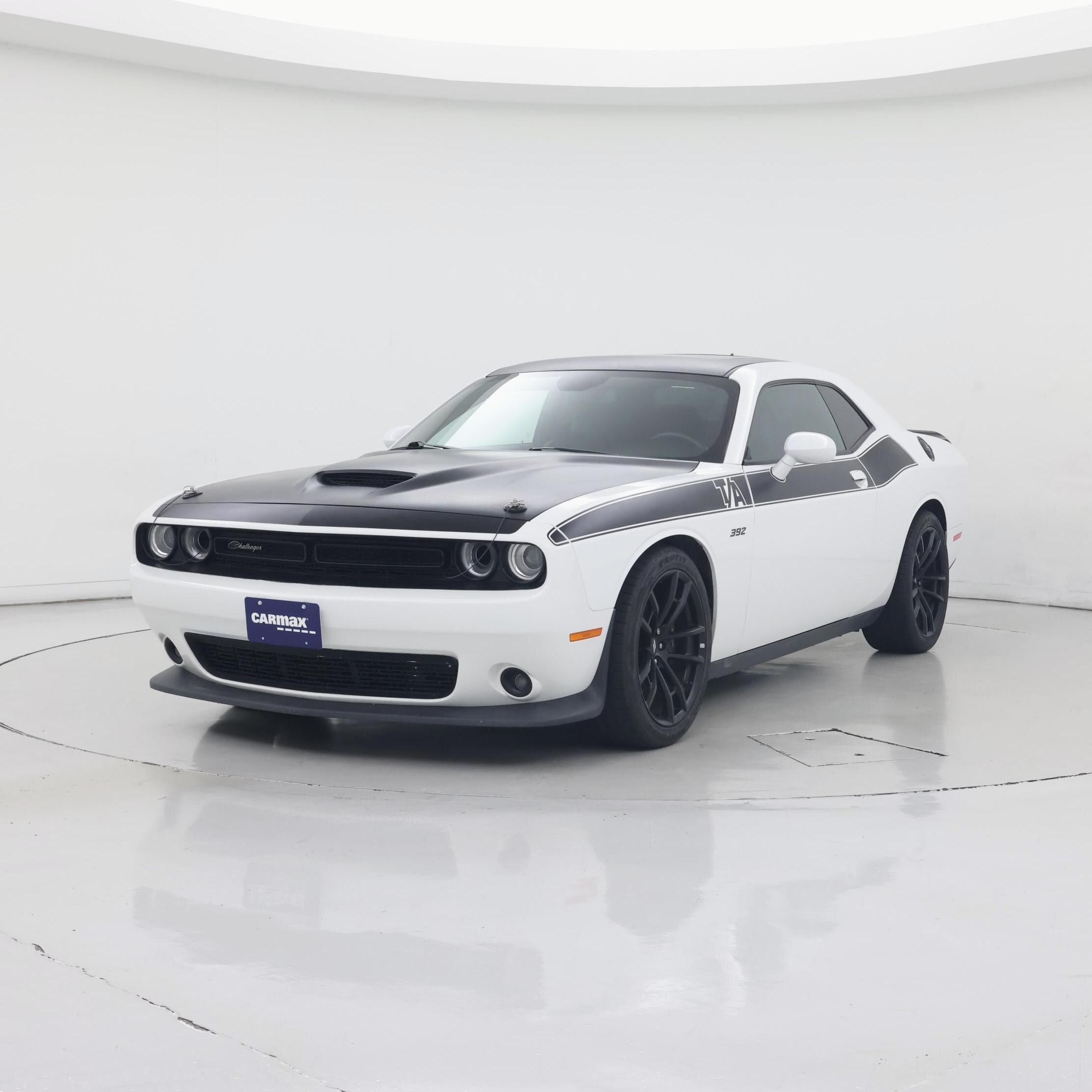 Thumbnail: 2021 Dodge Challenger - 4