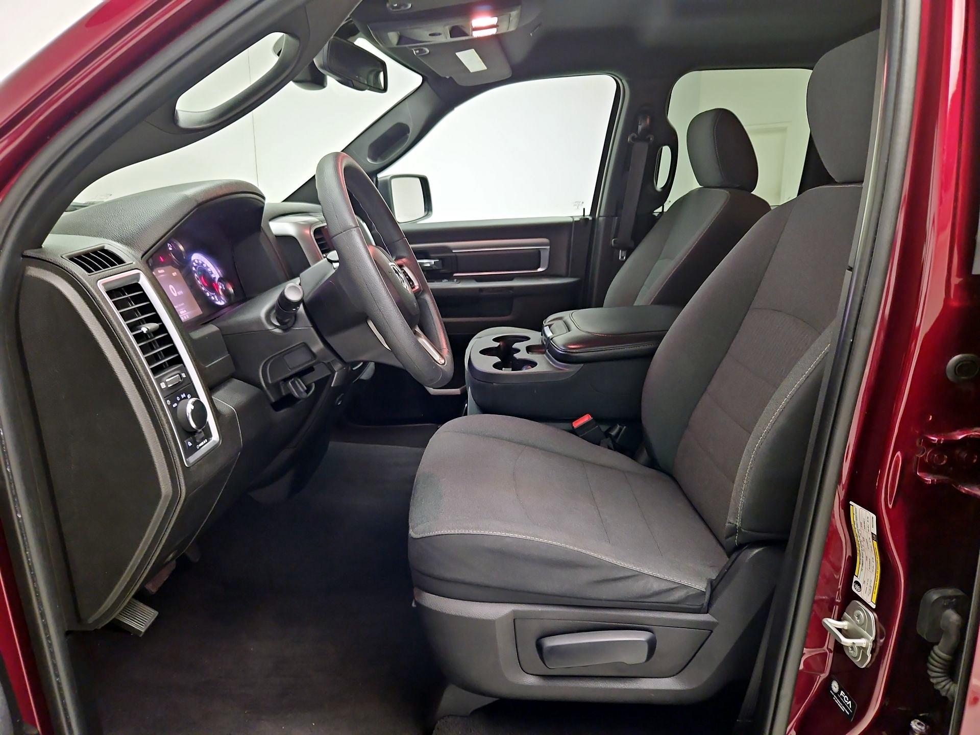 Thumbnail: 2022 RAM 1500 Classic - 11