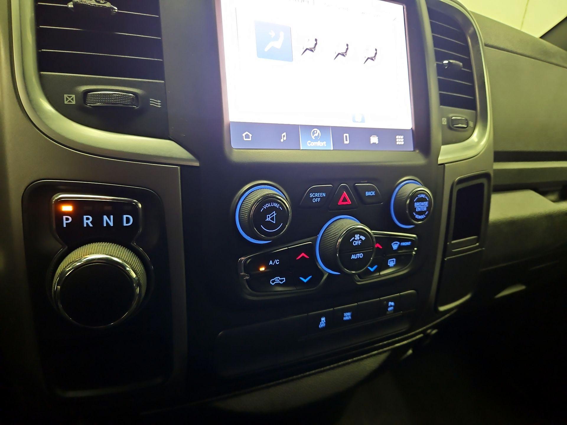 Thumbnail: 2022 RAM 1500 Classic - 15
