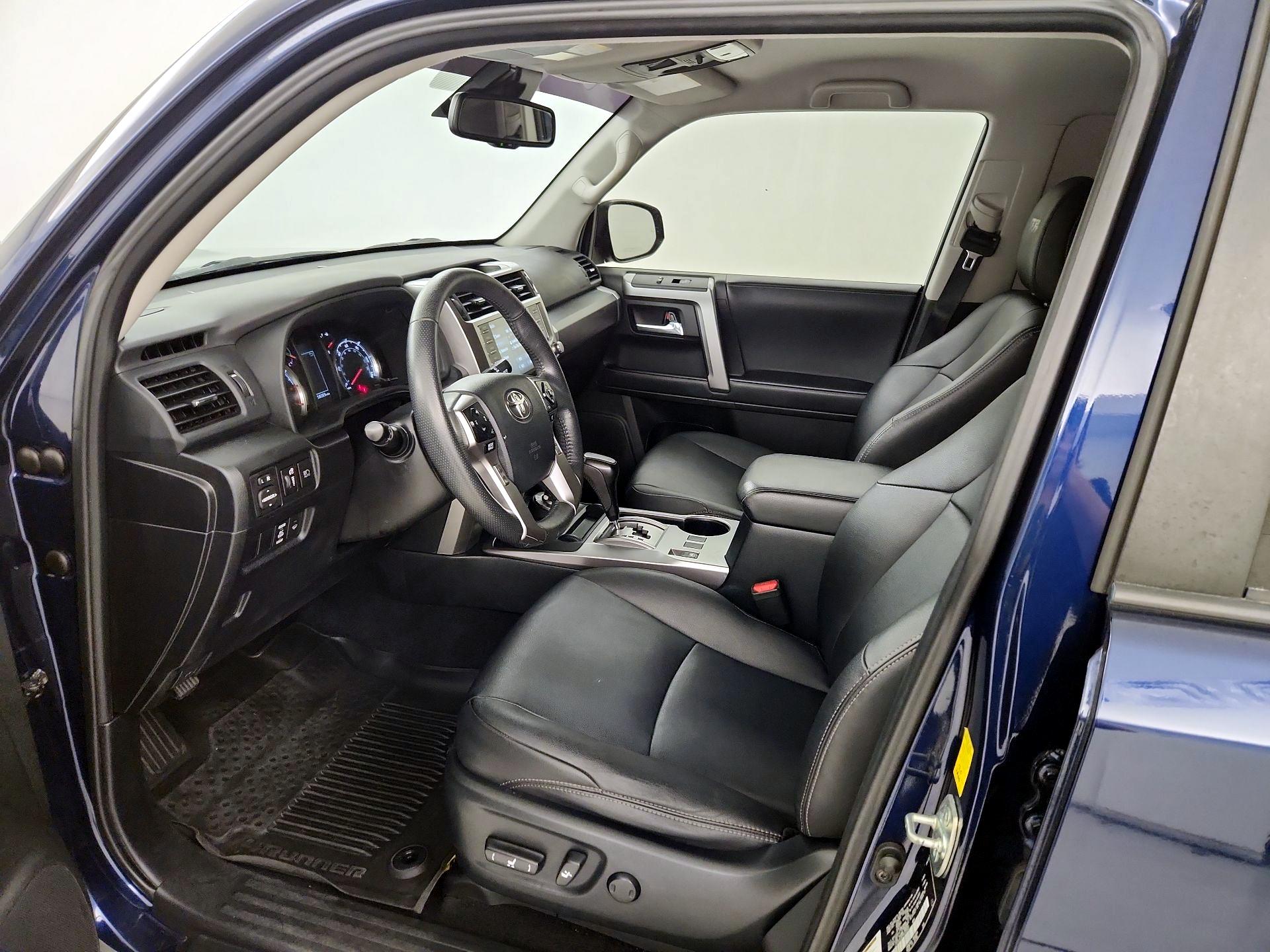 Thumbnail: 2023 Toyota 4Runner - 11