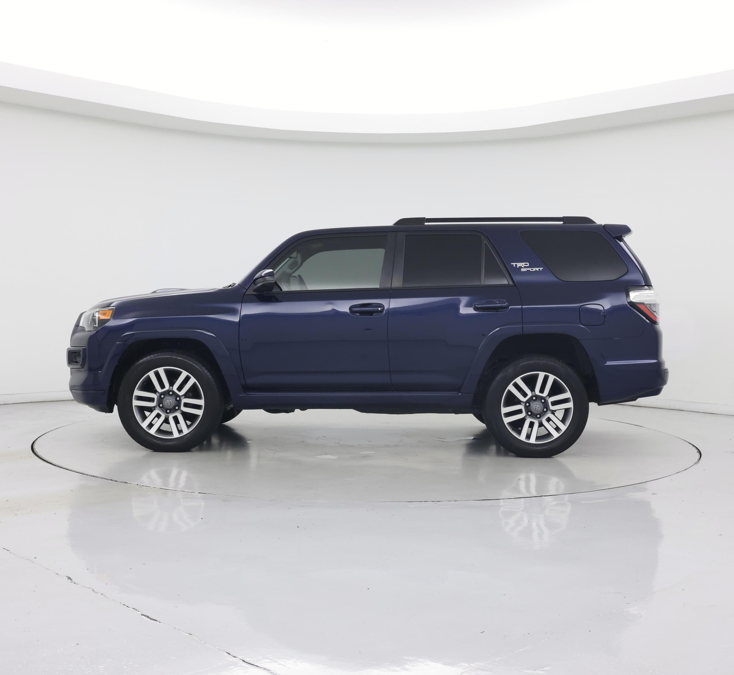 Thumbnail: 2023 Toyota 4Runner - 3