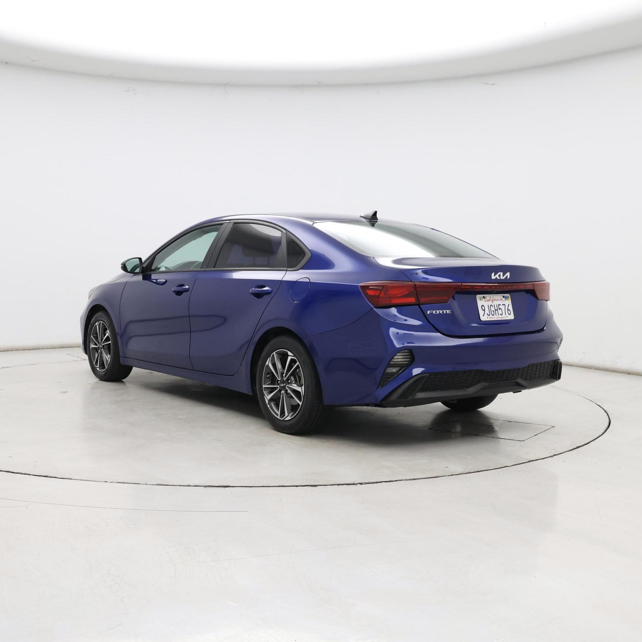 Thumbnail: 2023 Kia Forte - 2