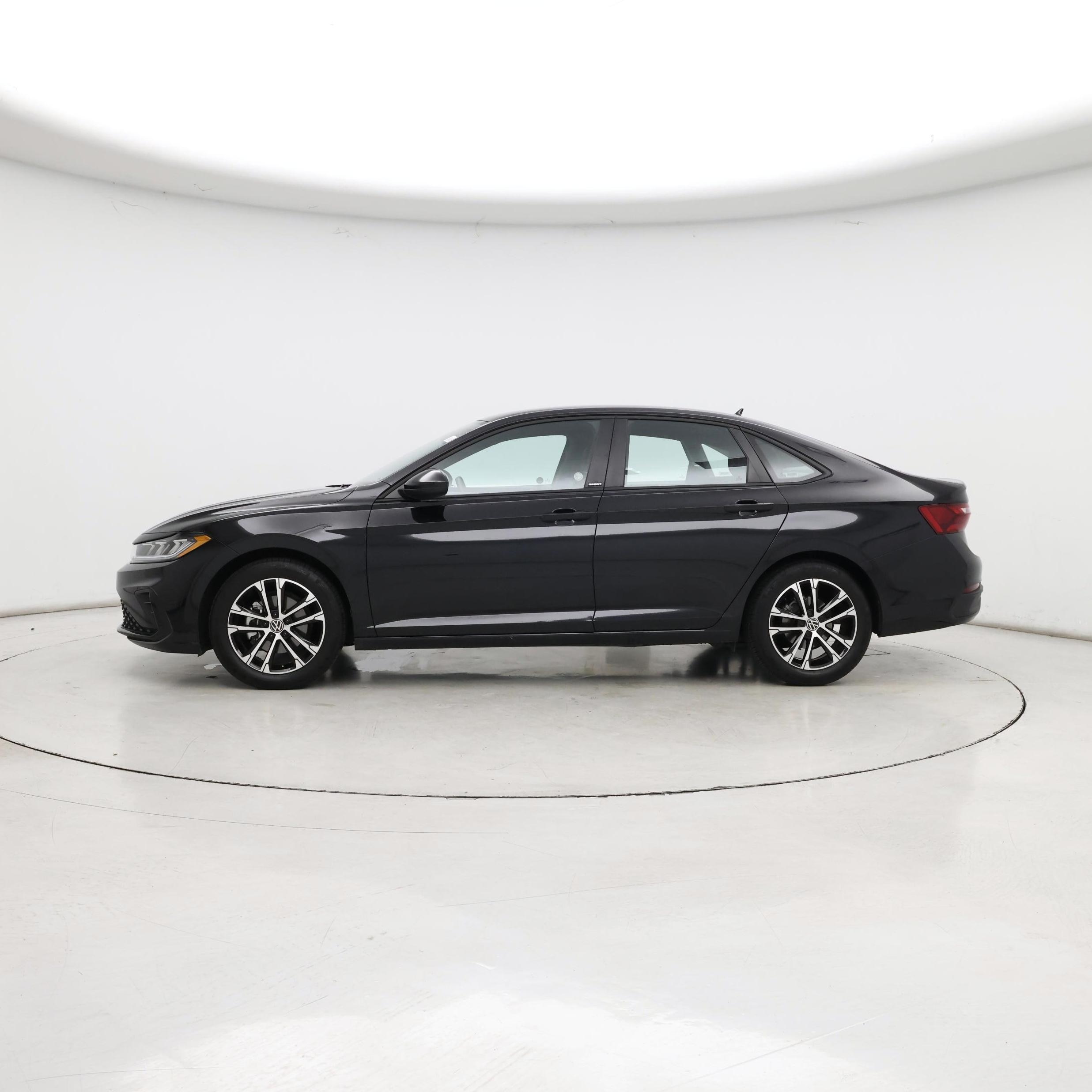 Thumbnail: 2025 Volkswagen Jetta - 3