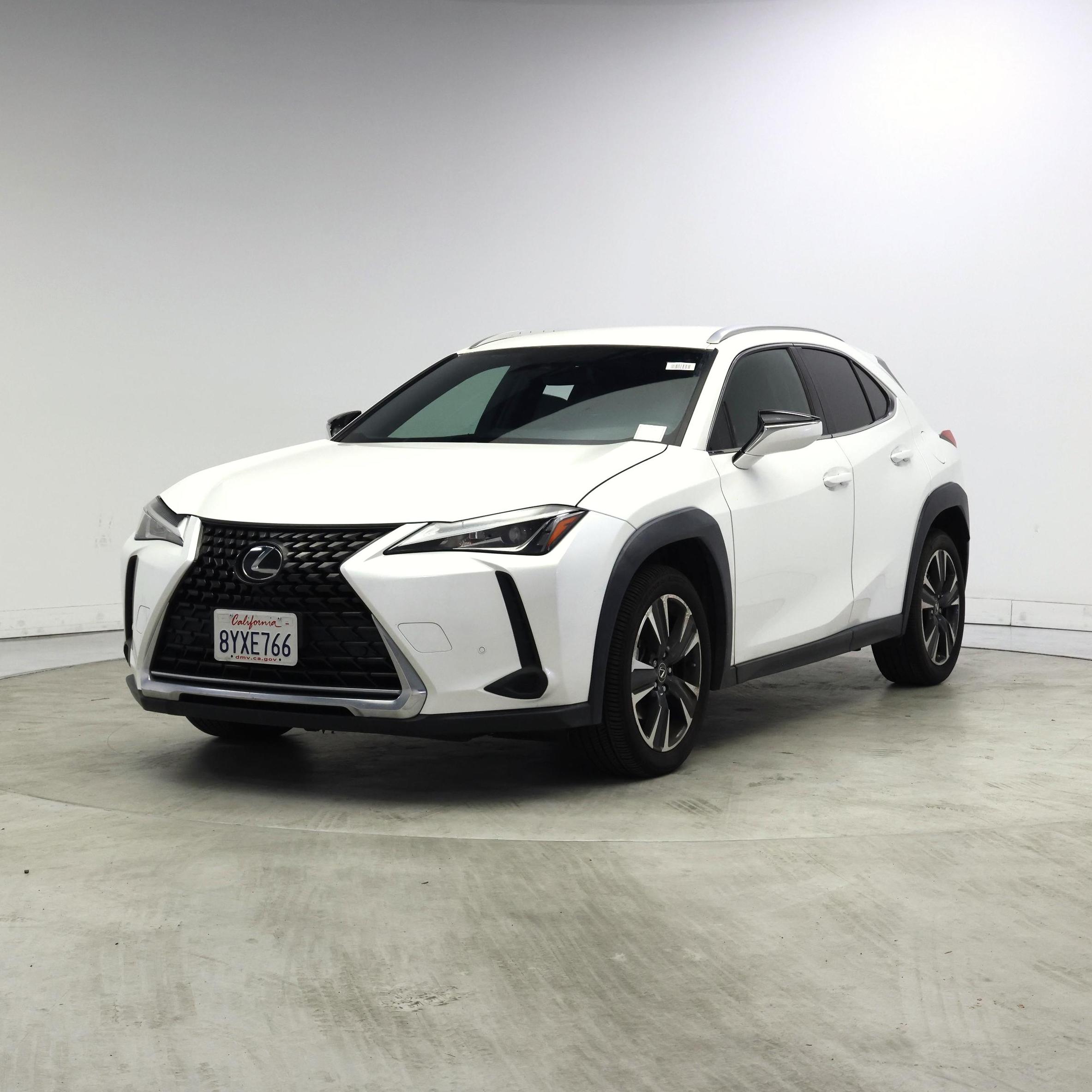 Thumbnail: 2022 Lexus UX - 4