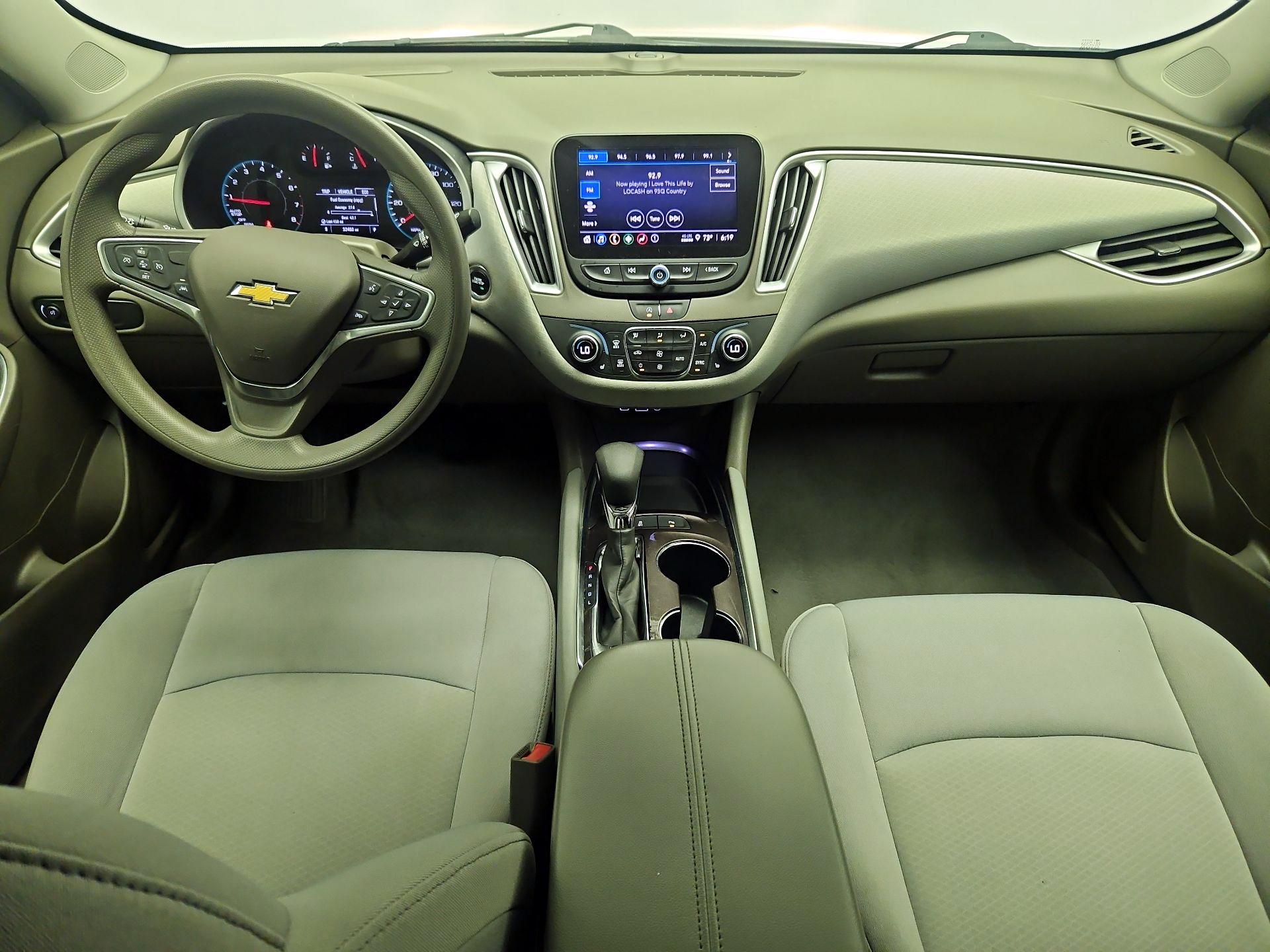 Thumbnail: 2022 Chevrolet Malibu - 9