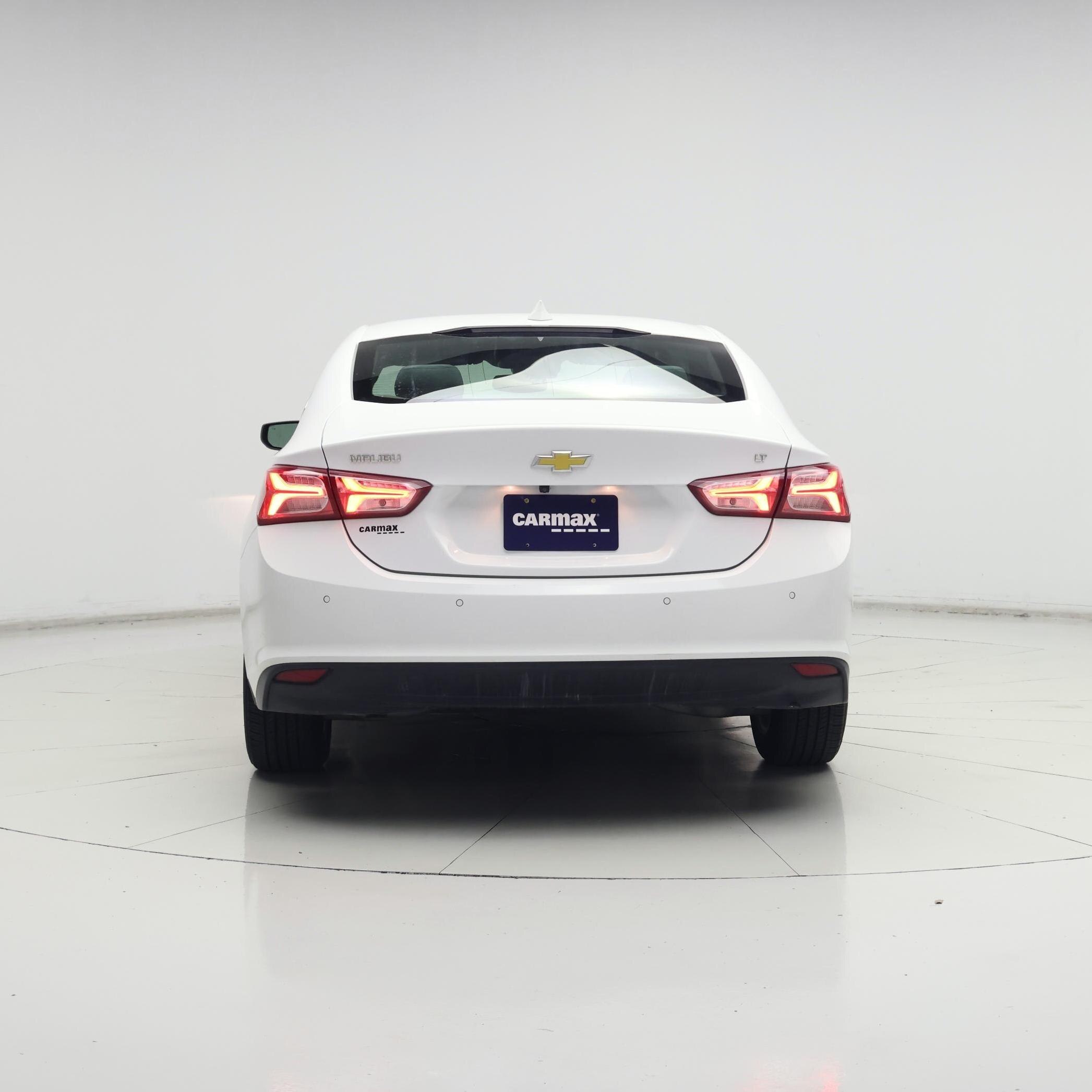 Thumbnail: 2022 Chevrolet Malibu - 6