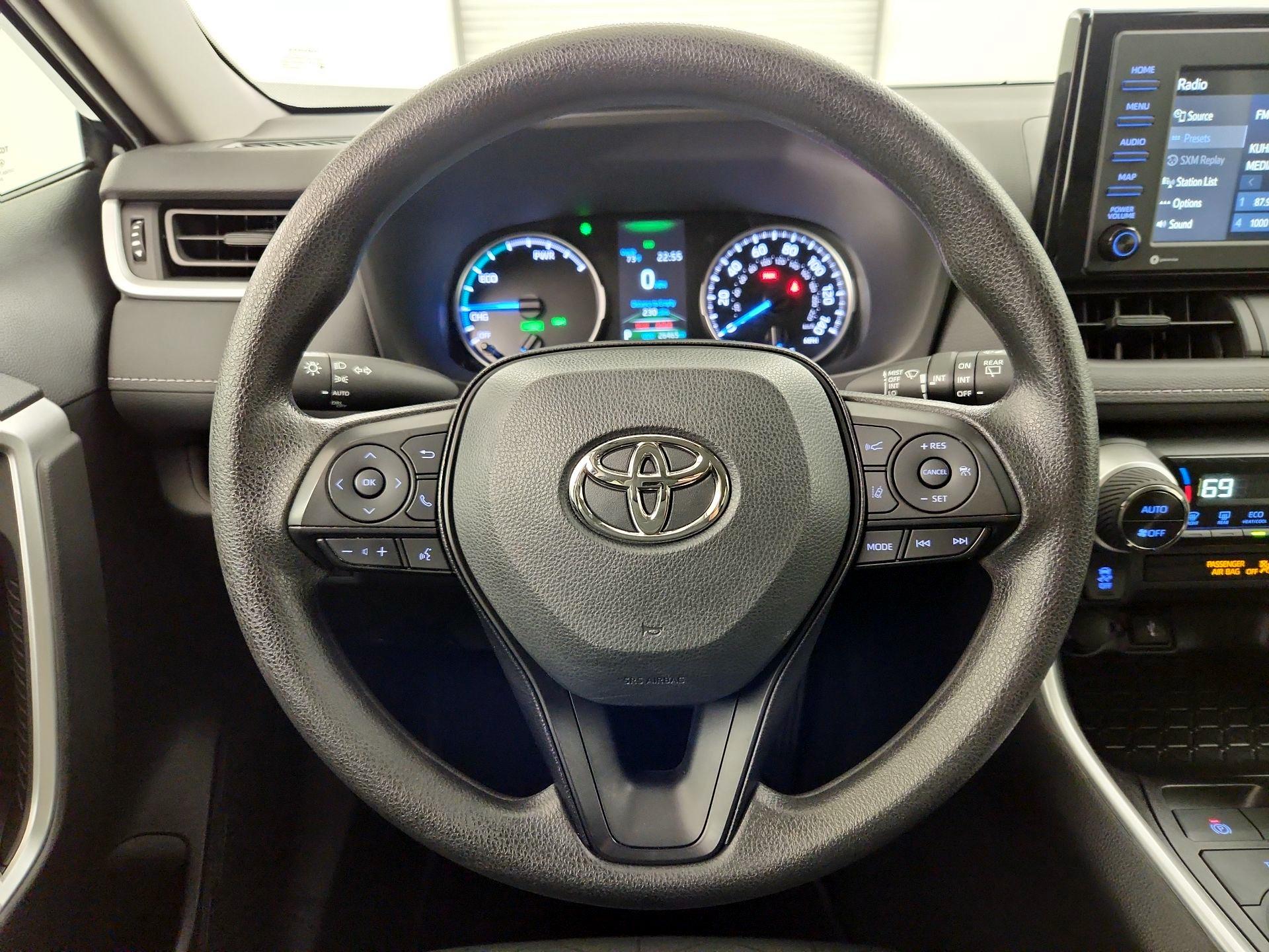 Thumbnail: 2022 Toyota RAV4 - 10