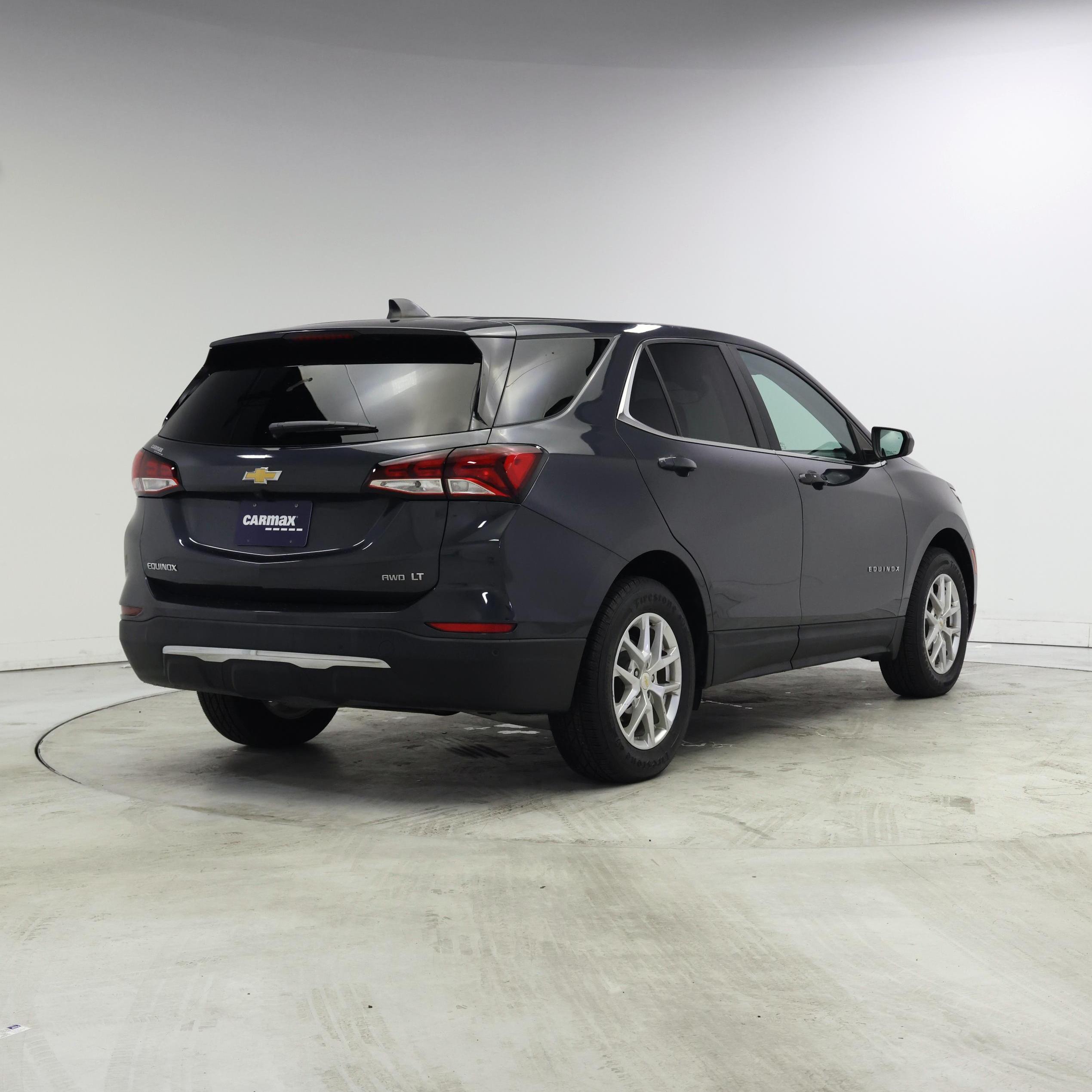 Thumbnail: 2022 Chevrolet Equinox - 8