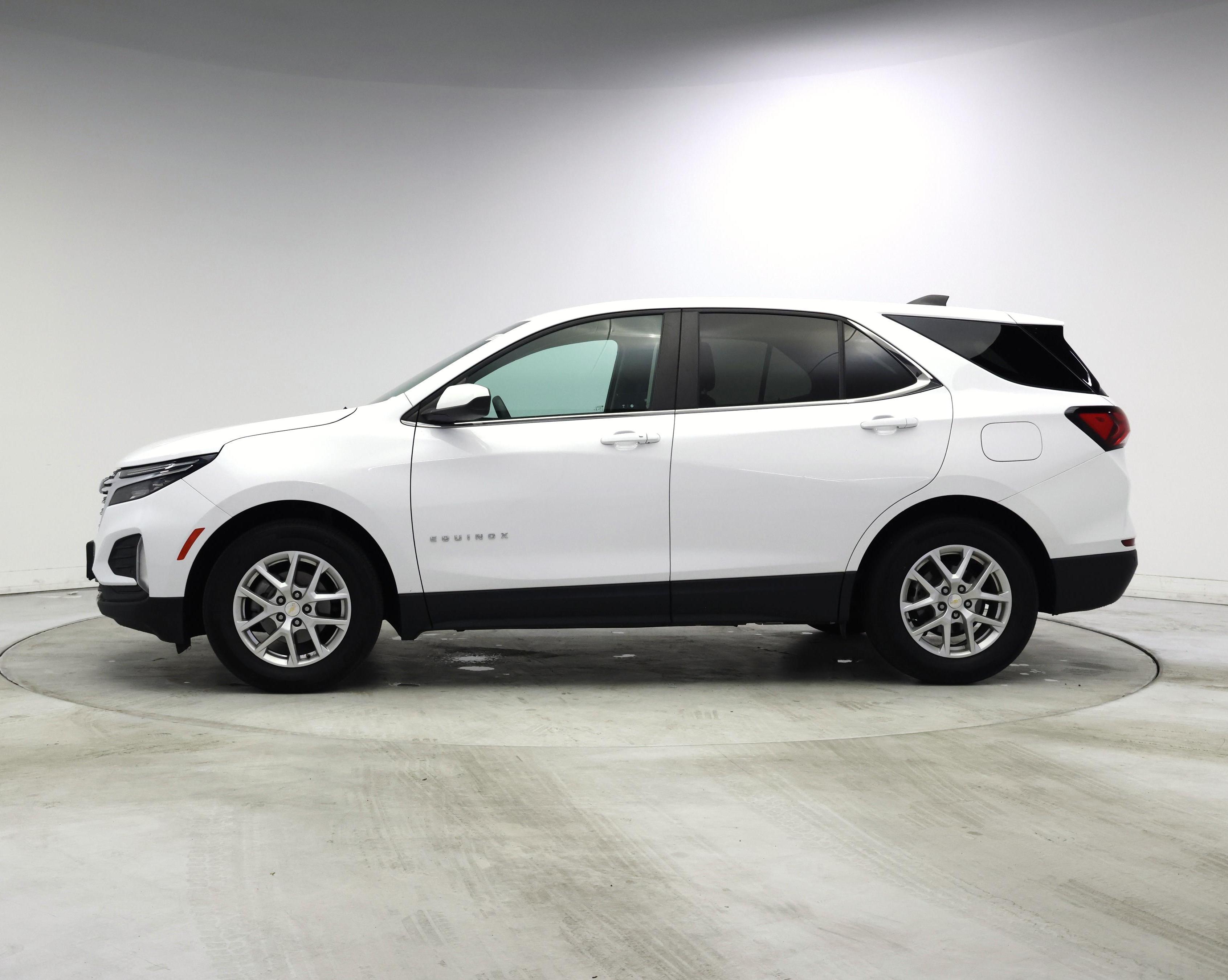 Thumbnail: 2023 Chevrolet Equinox - 3