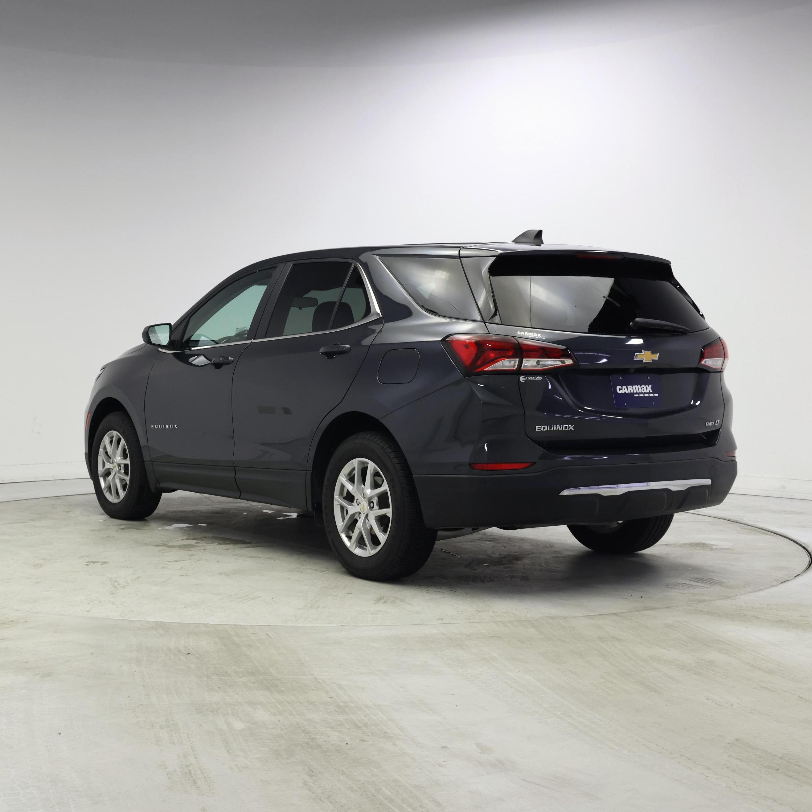 Thumbnail: 2022 Chevrolet Equinox - 2