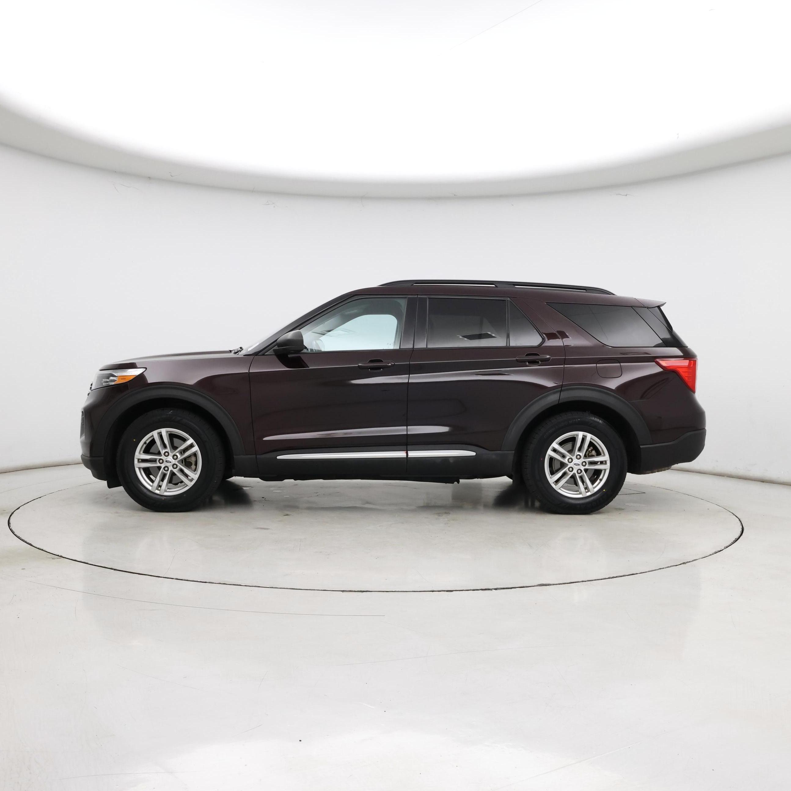 Thumbnail: 2023 Ford Explorer - 3