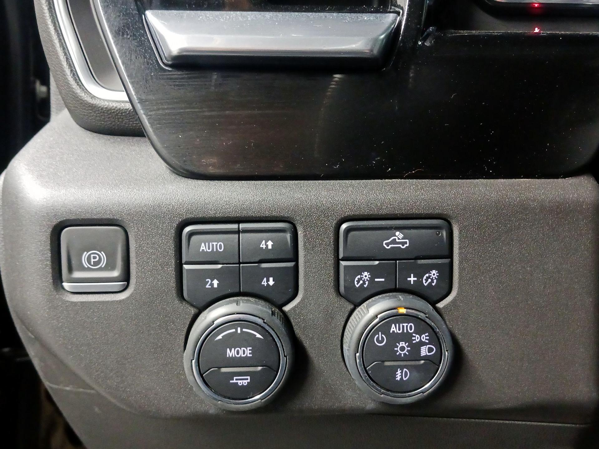 Thumbnail: 2023 Chevrolet Silverado 1500 - 13