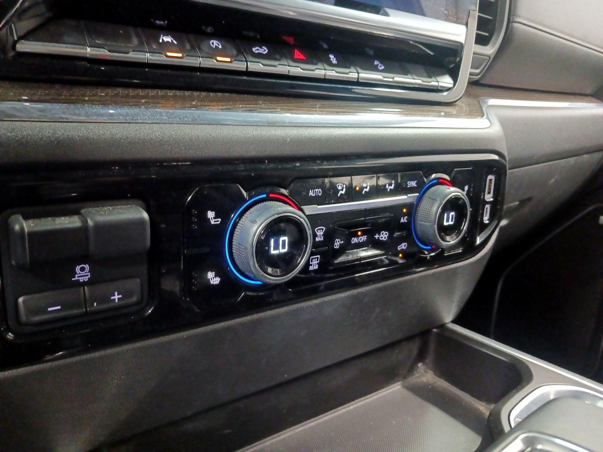 Thumbnail: 2023 Chevrolet Silverado 1500 - 16