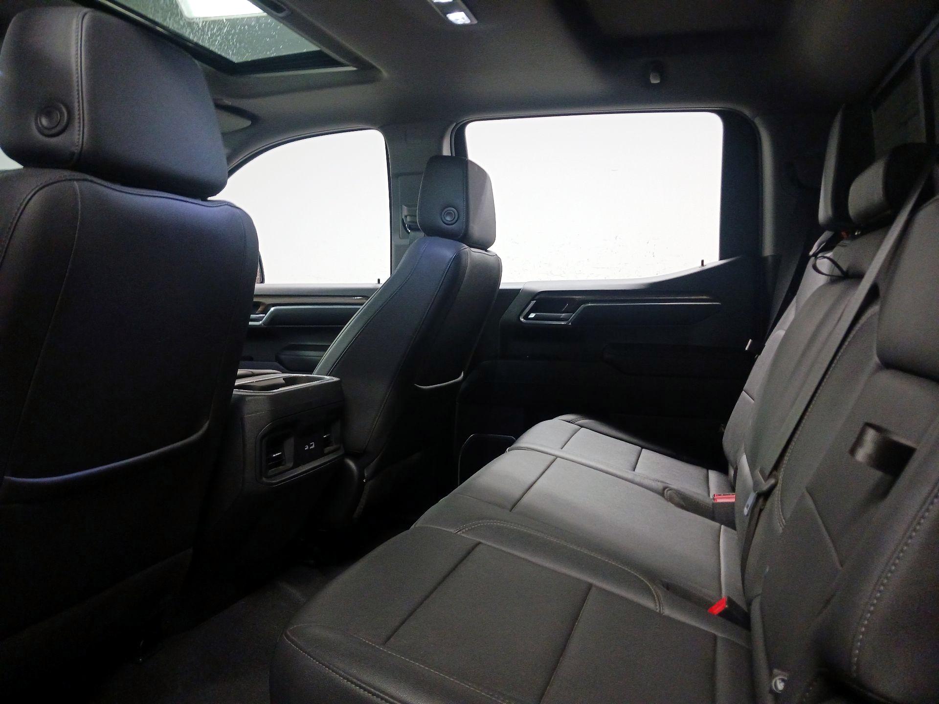Thumbnail: 2023 Chevrolet Silverado 1500 - 19