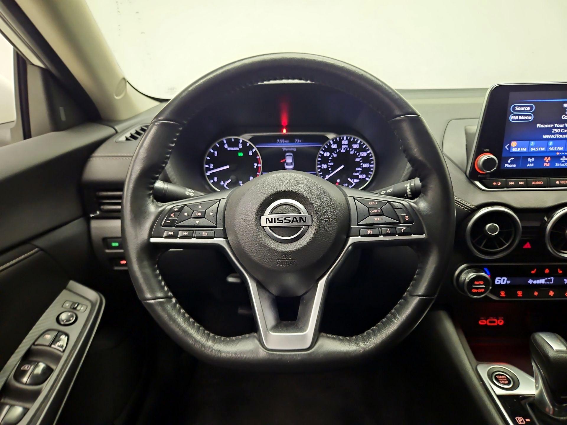 Thumbnail: 2022 Nissan Sentra - 10
