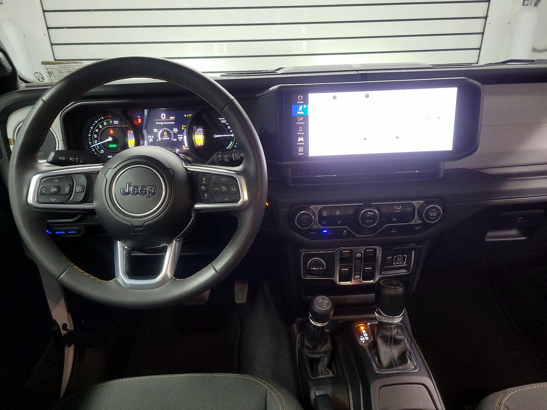 Thumbnail: 2024 Jeep Wrangler - 9