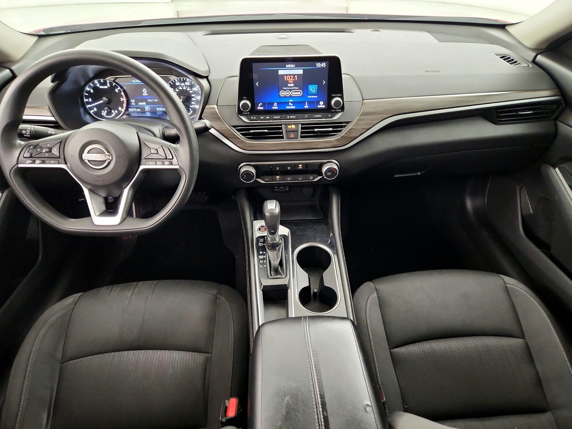 Thumbnail: 2023 Nissan Altima - 9