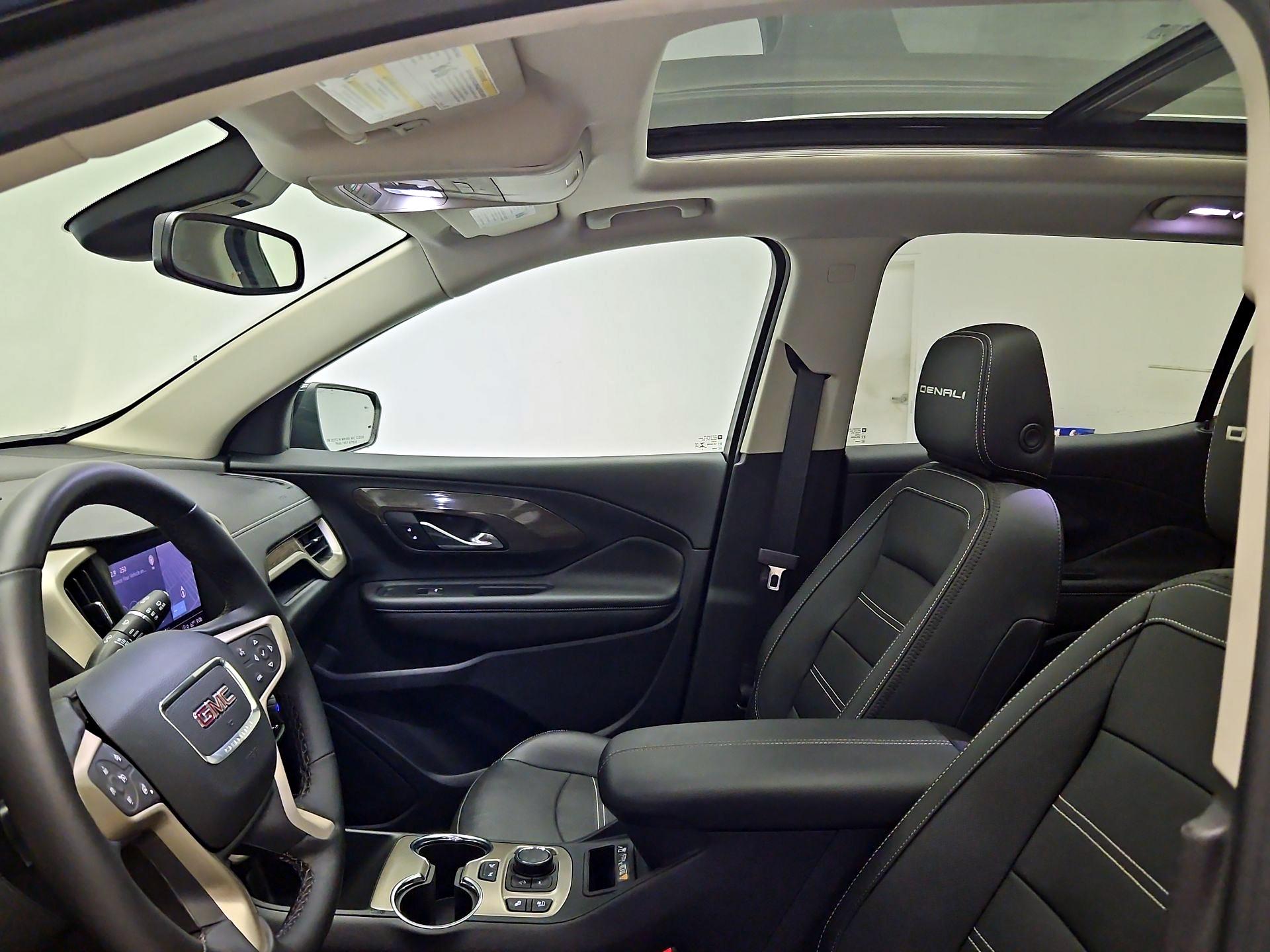 Thumbnail: 2023 GMC Terrain - 20