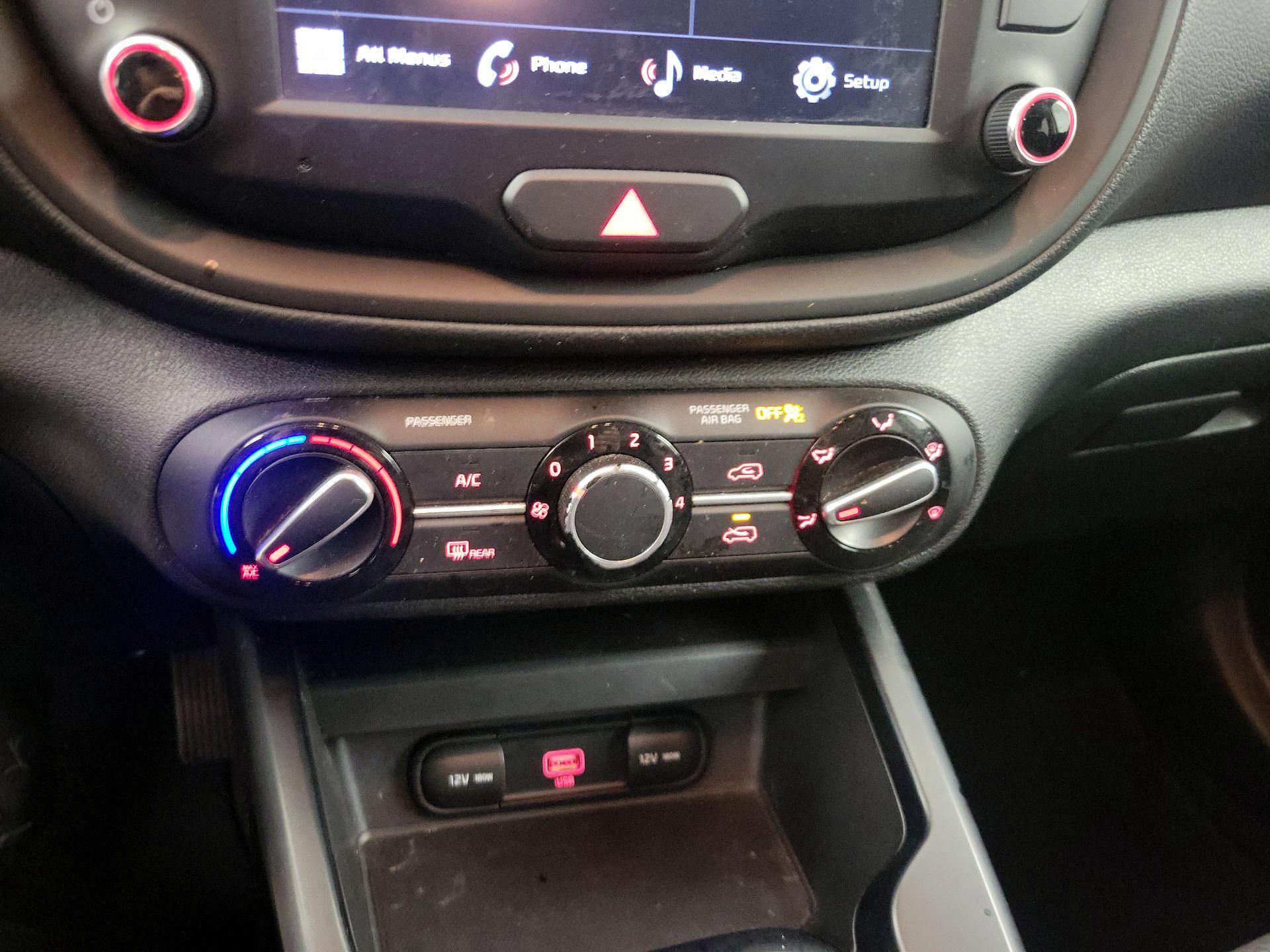 Thumbnail: 2022 Kia Soul - 16